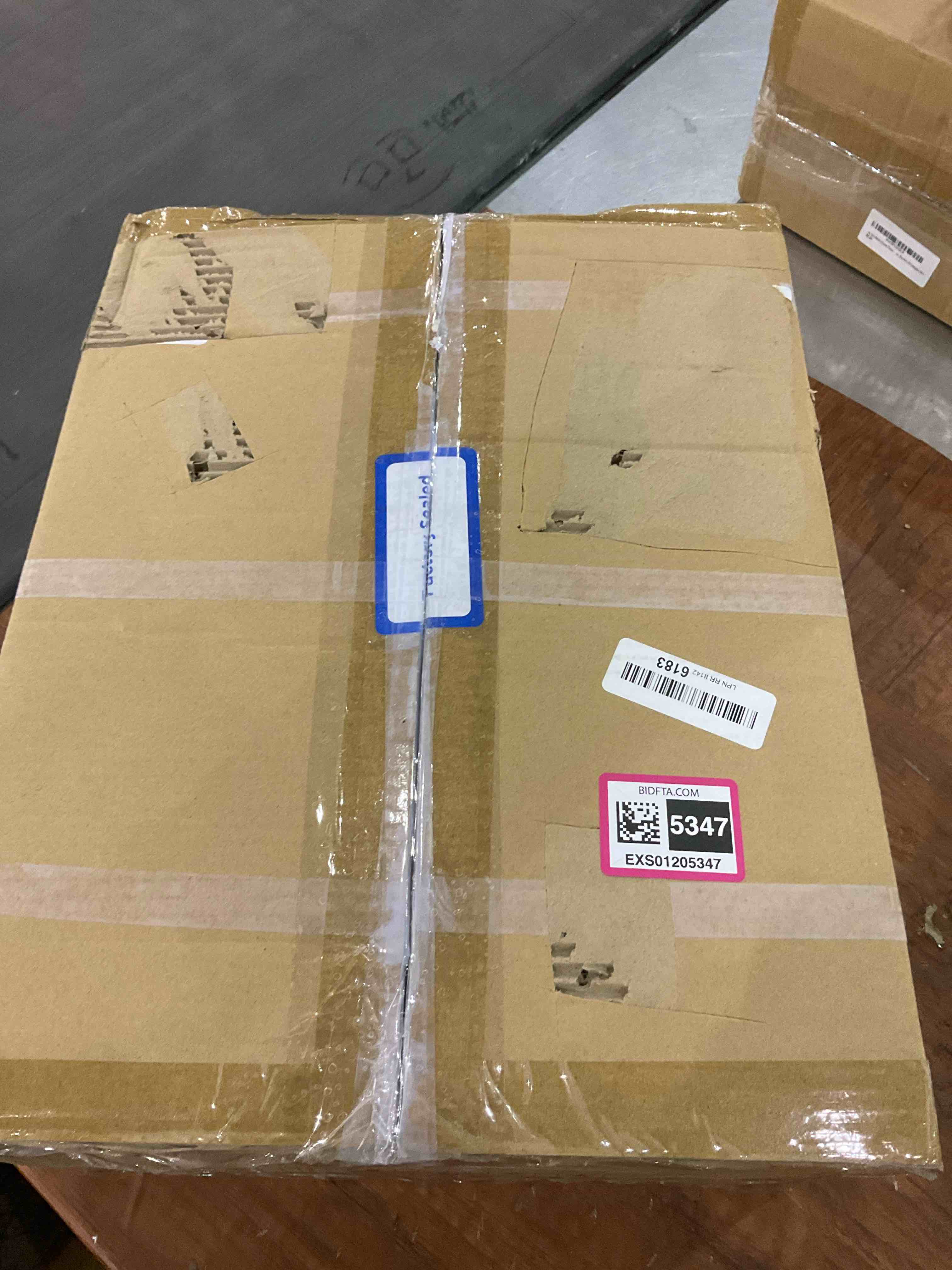 https://s3.amazonaws.com/lotting-images-prod/BargainHunt/EXS01205347_1713358355652.jpeg