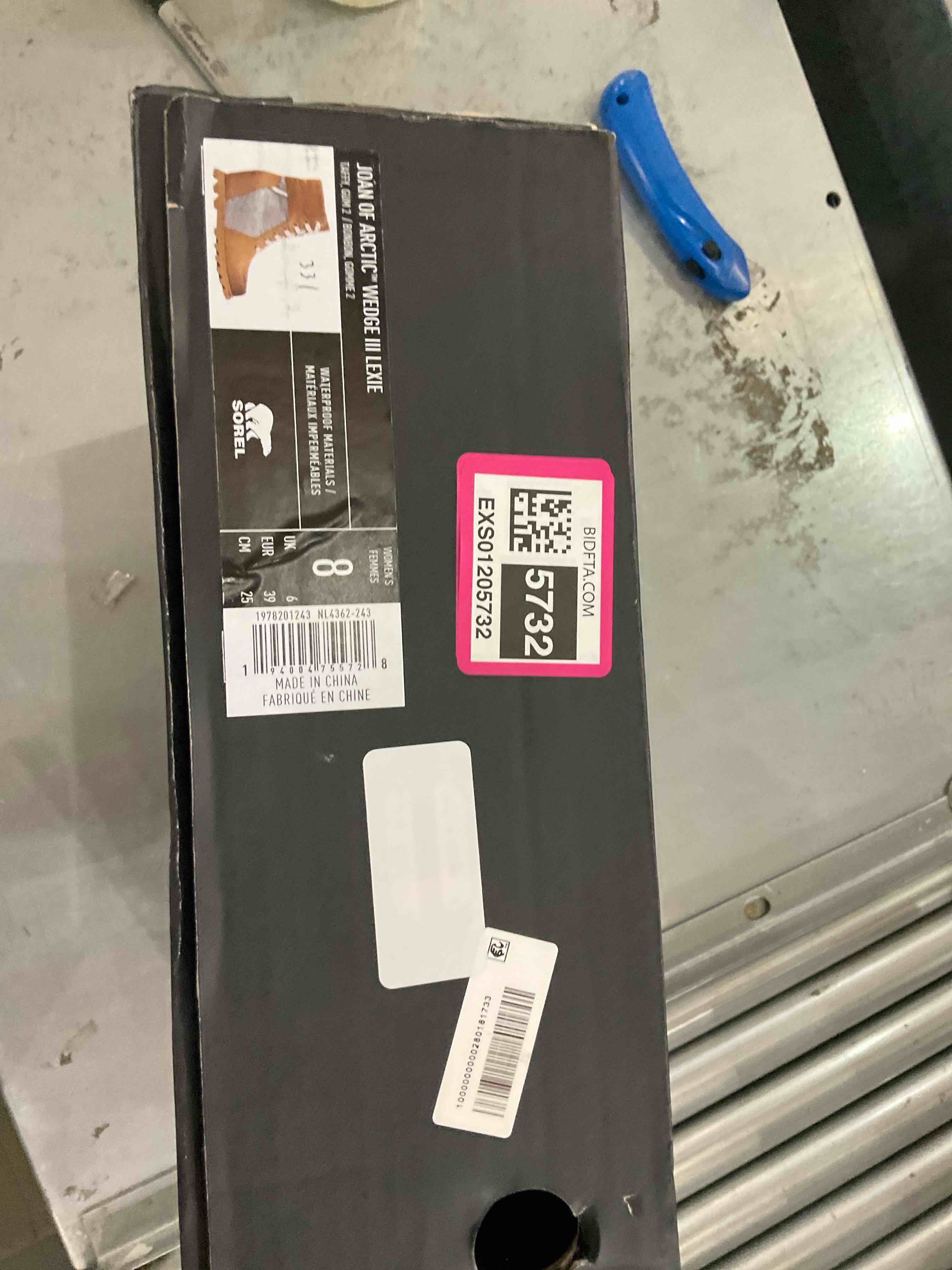 https://s3.amazonaws.com/lotting-images-prod/BargainHunt/EXS01205732_1715354955228.jpeg