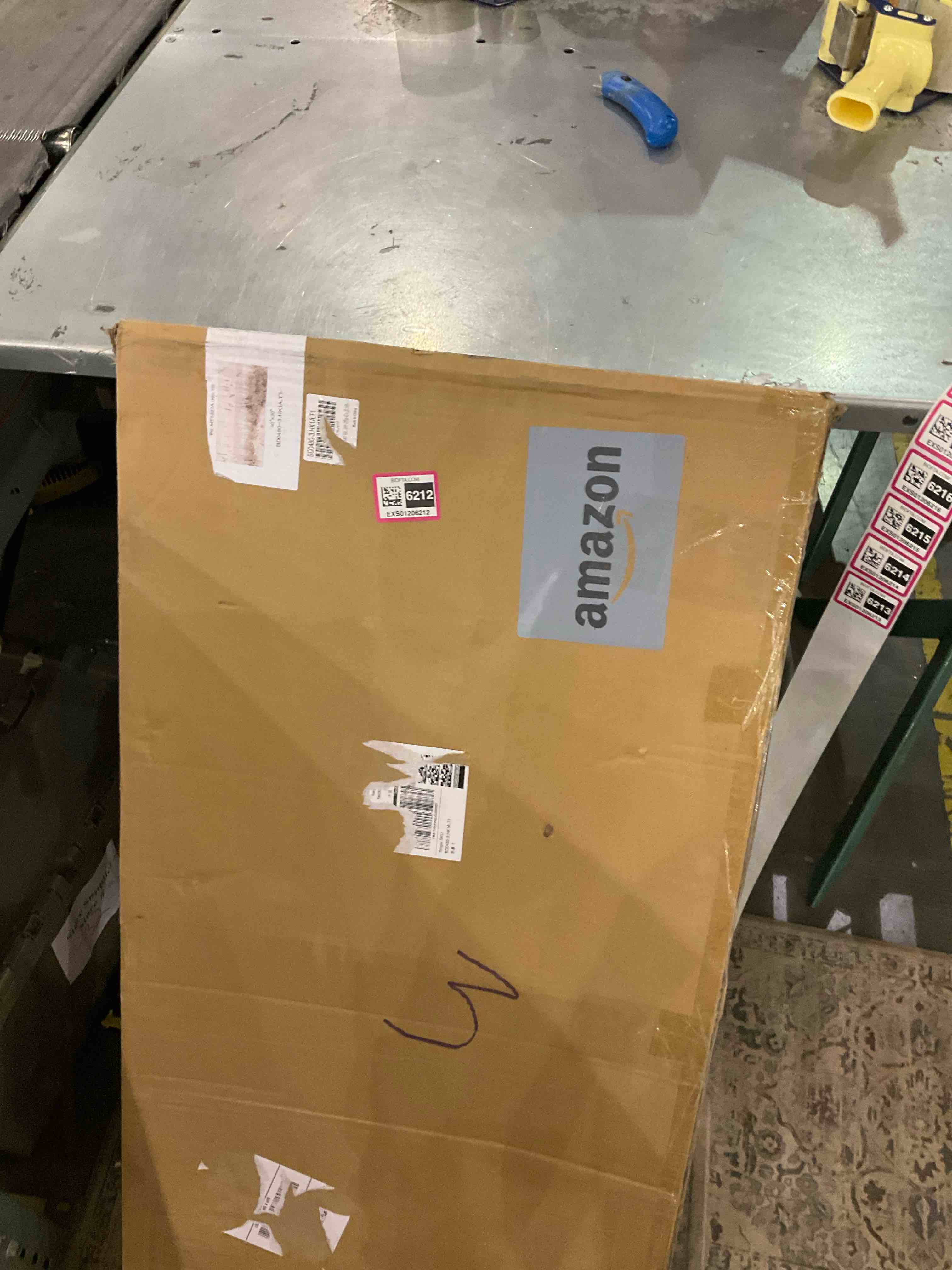 https://s3.amazonaws.com/lotting-images-prod/BargainHunt/EXS01206212_1713448513567.jpeg