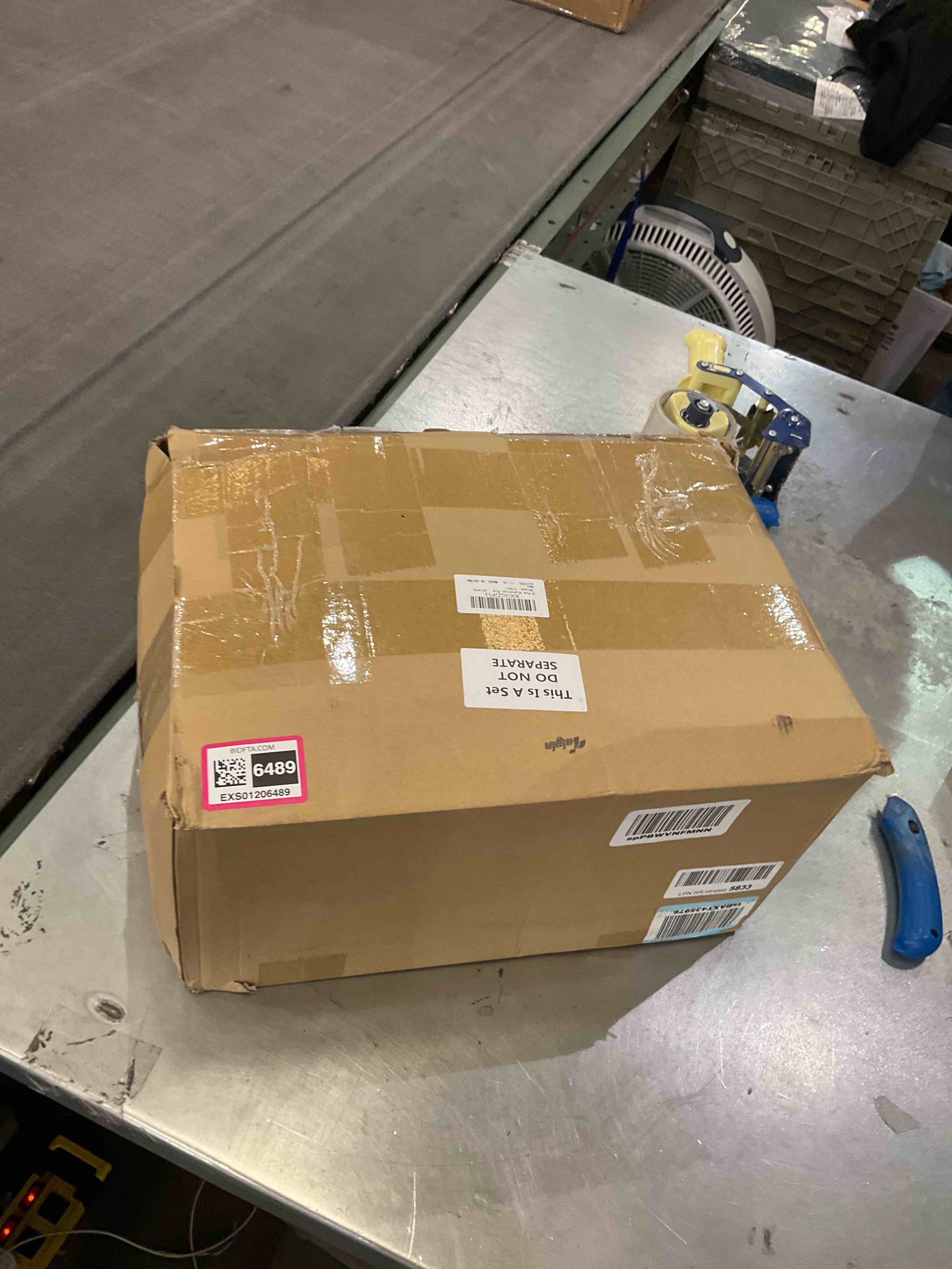 https://s3.amazonaws.com/lotting-images-prod/BargainHunt/EXS01206489_1713886855326.jpeg