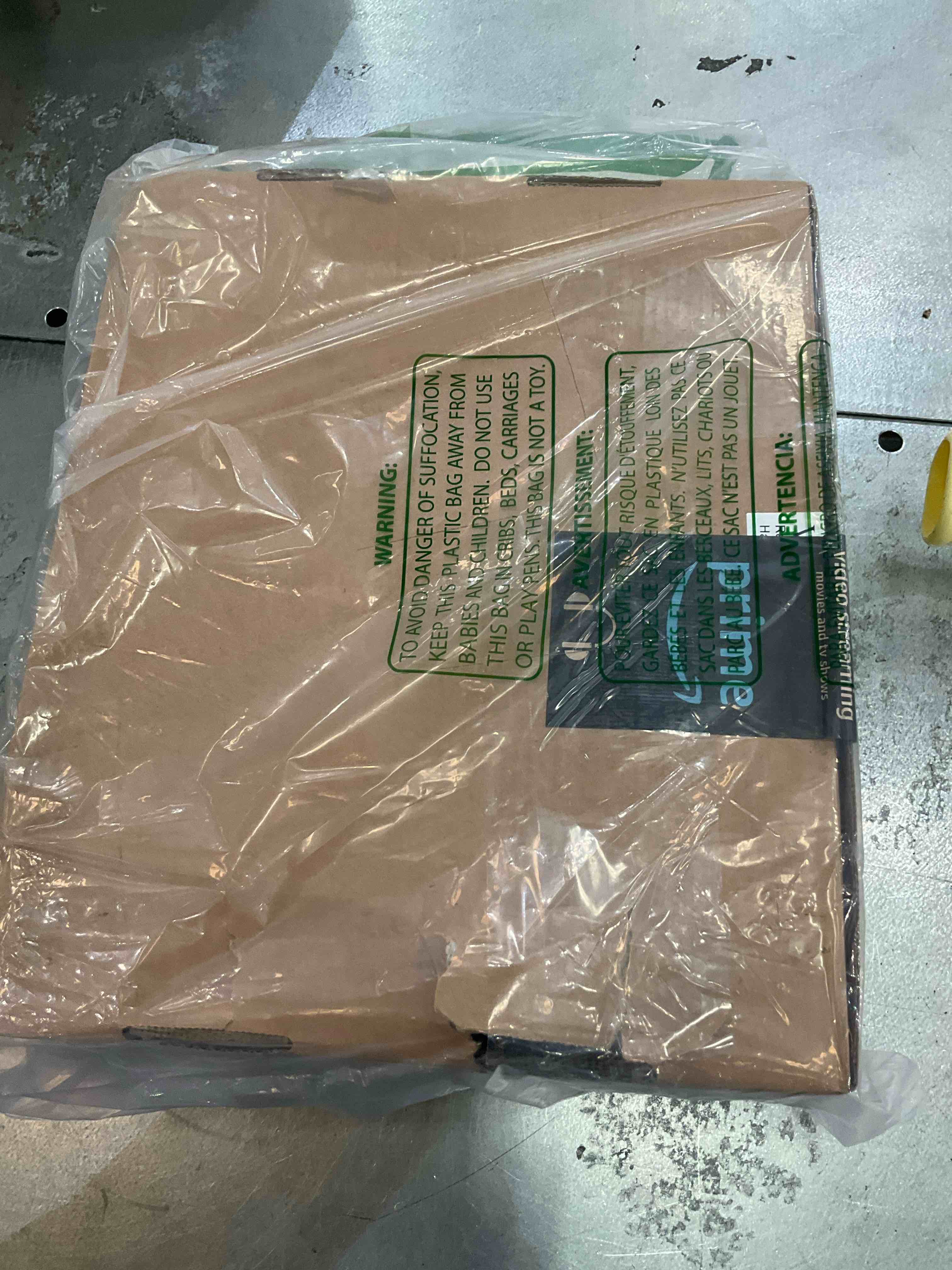 Veken 12 Inch High Pressure Rain Shower Head Combo with Extension Arm- Wide Rainfall Showerhead with 5 Handheld Water Spray - Adjustable Dual Showerhead with Anti-Clog Nozzles - Matte Black