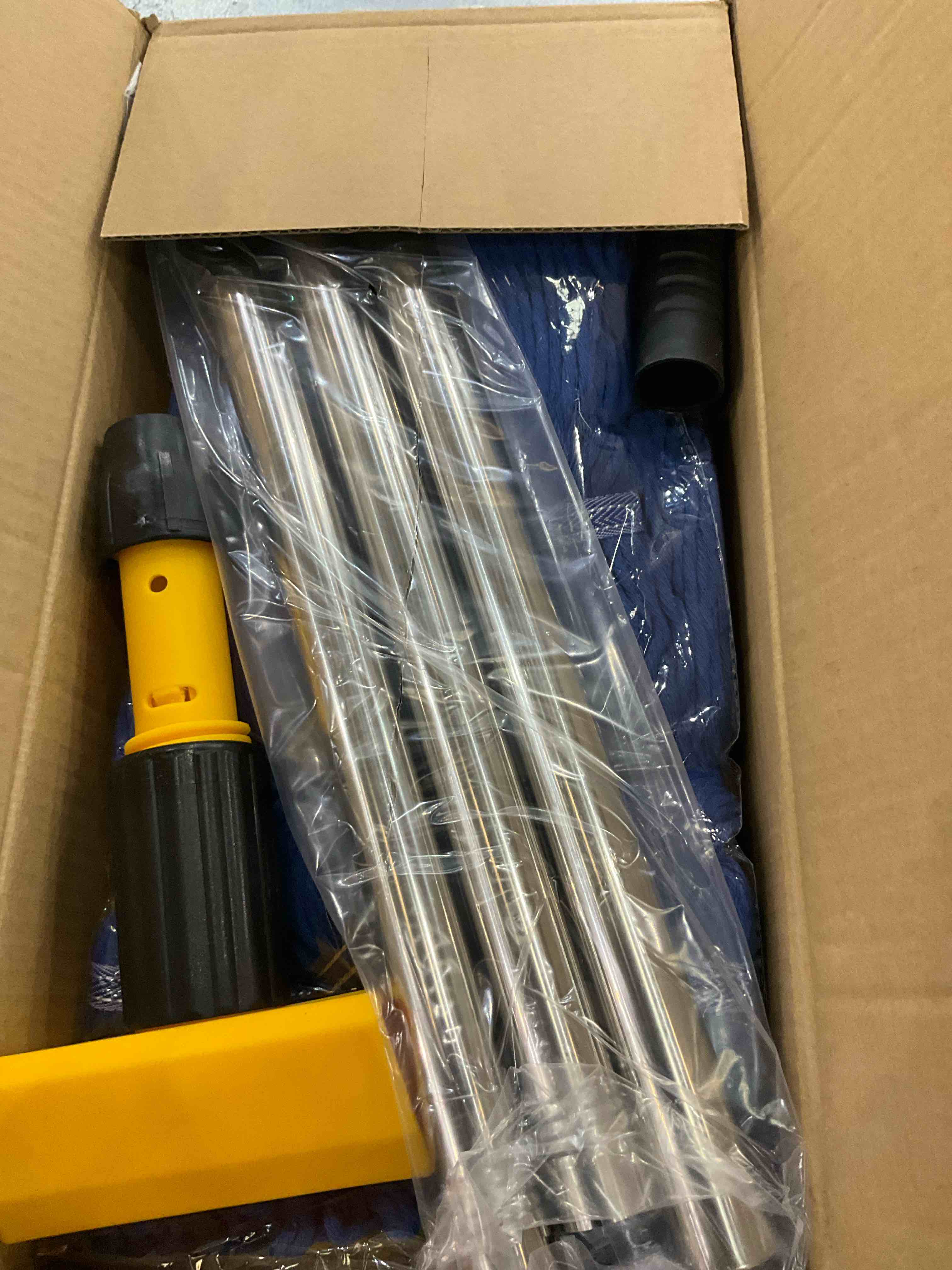 https://s3.amazonaws.com/lotting-images-prod/BargainHunt/EXS01206640_1712947851798.jpeg