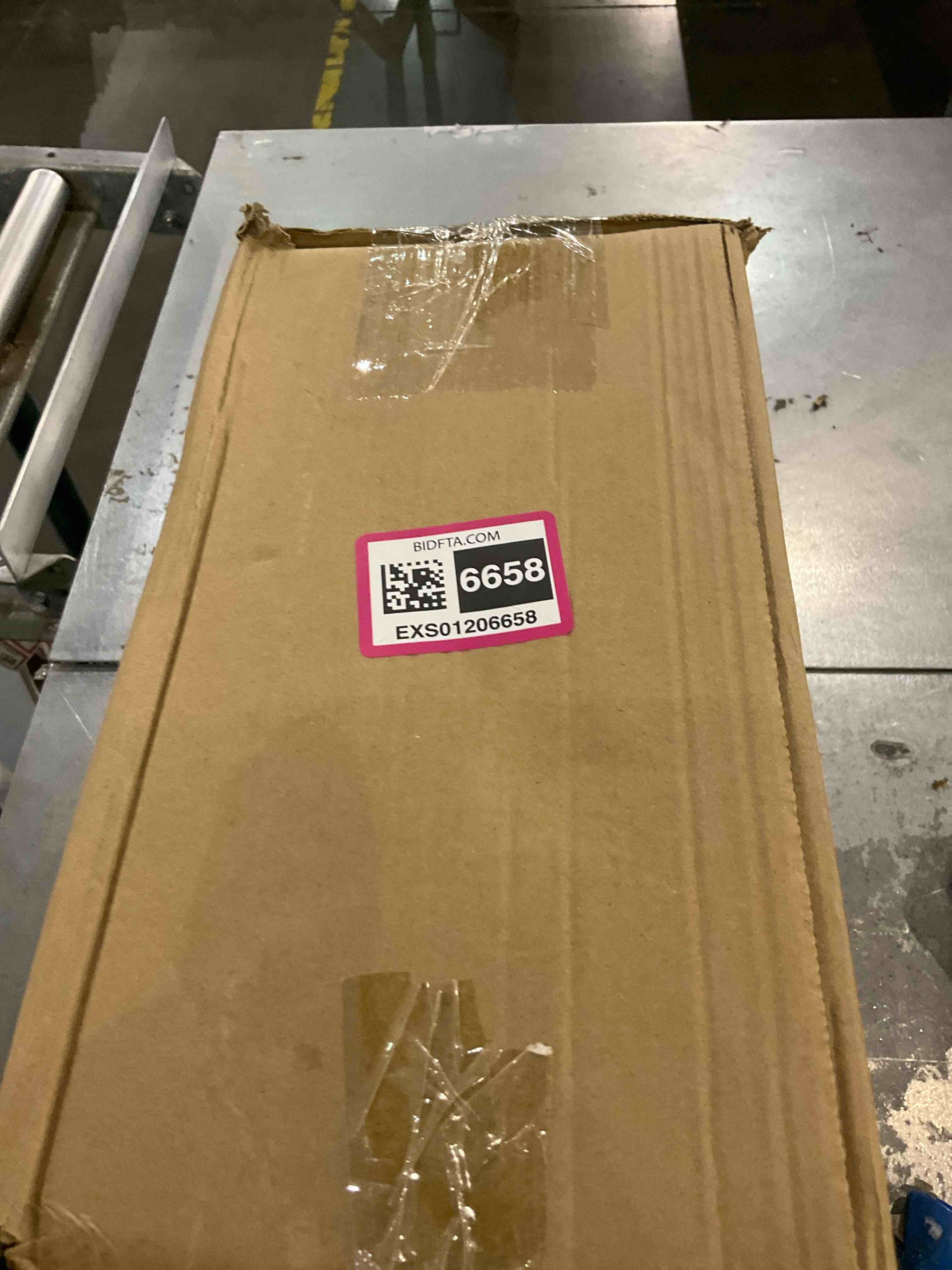 https://s3.amazonaws.com/lotting-images-prod/BargainHunt/EXS01206658_1713180553953.jpeg