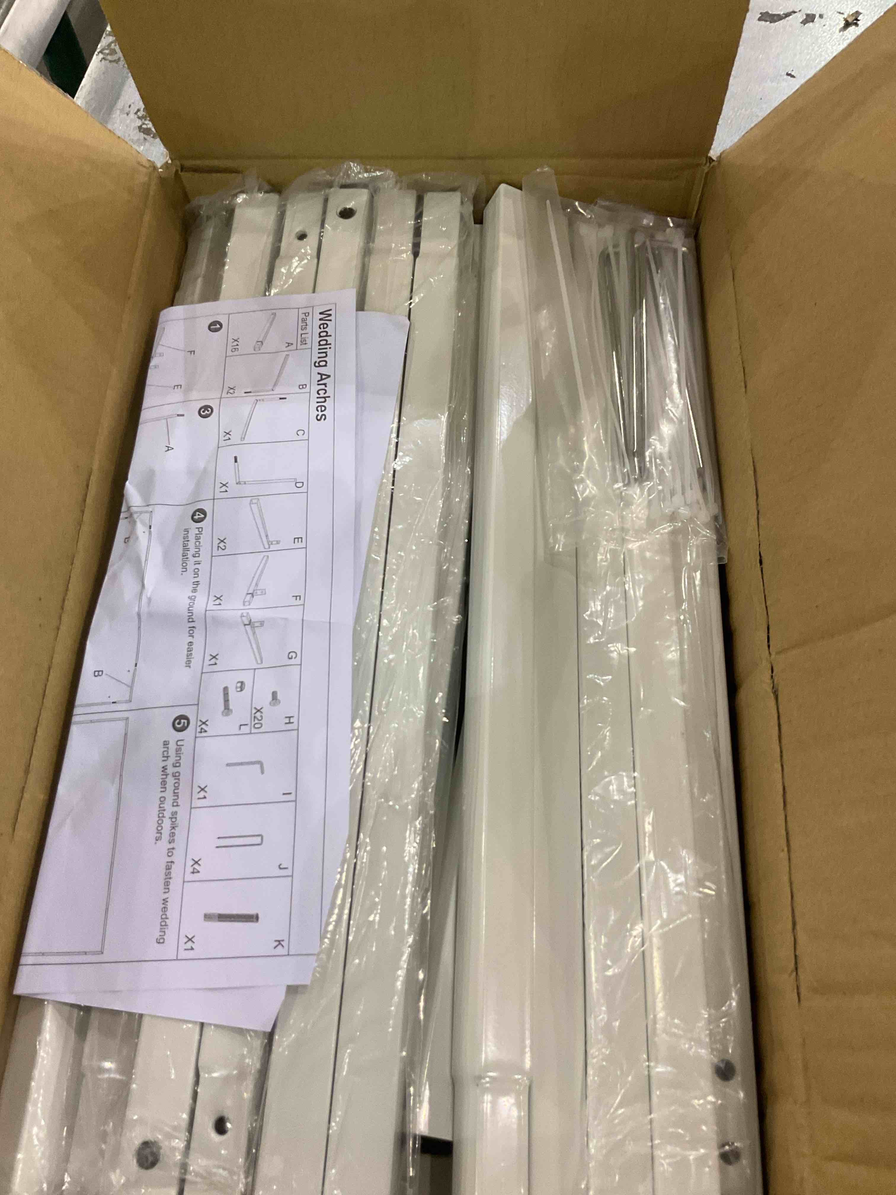 https://s3.amazonaws.com/lotting-images-prod/BargainHunt/EXS01206659_1713180604603.jpeg