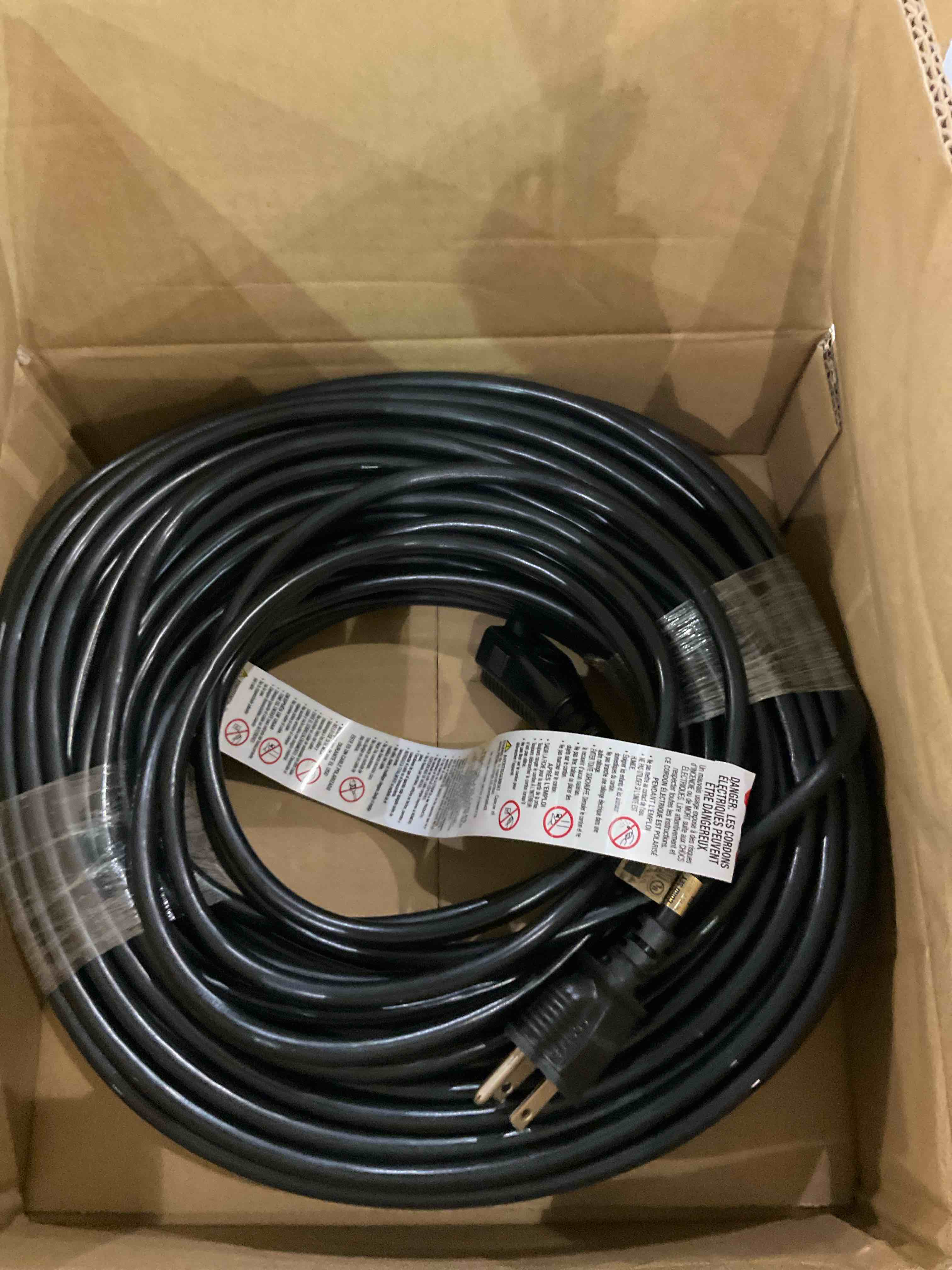 https://s3.amazonaws.com/lotting-images-prod/BargainHunt/EXS01206665_1713181184331.jpeg
