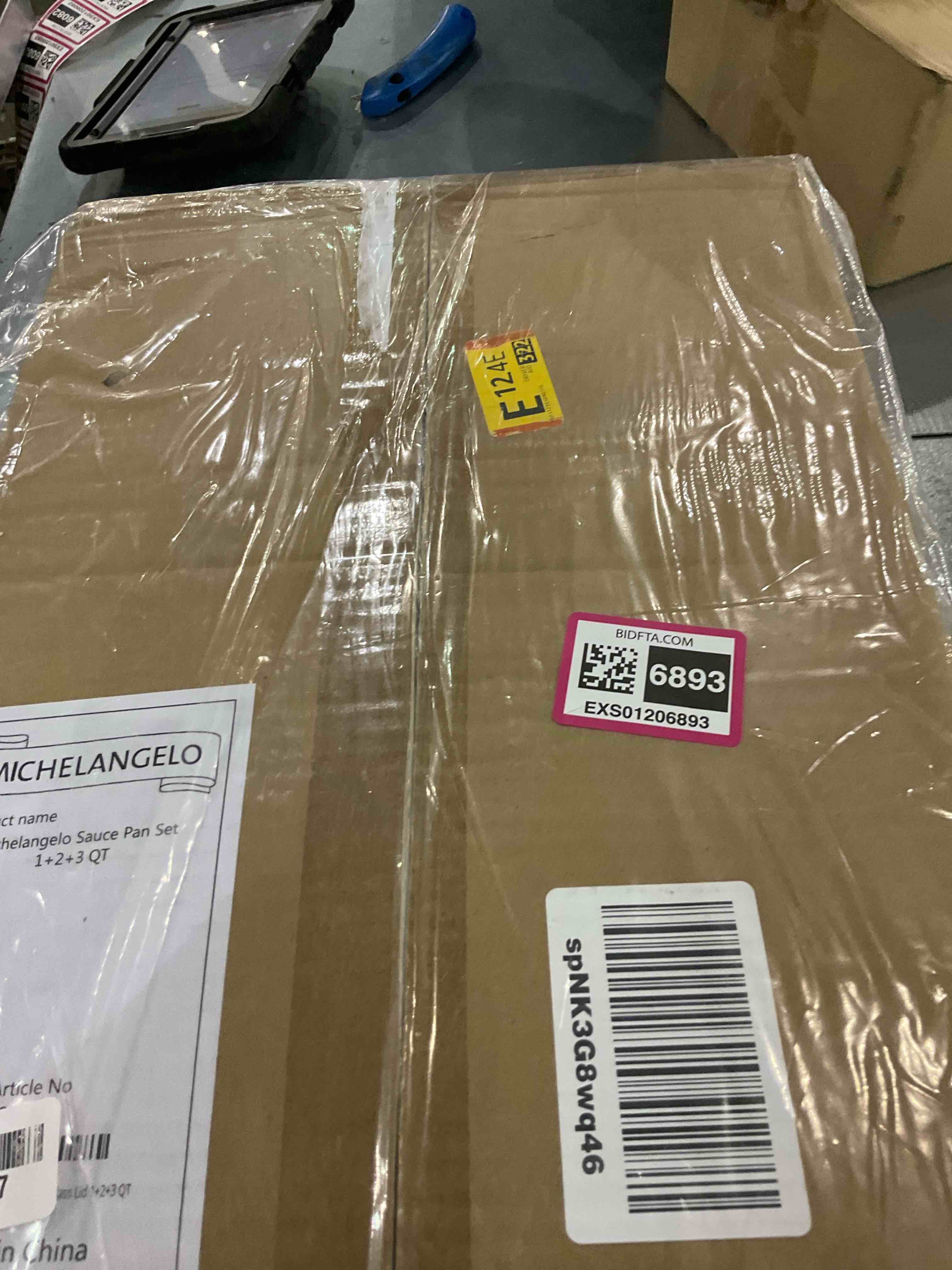 https://s3.amazonaws.com/lotting-images-prod/BargainHunt/EXS01206893_1713358091691.jpeg