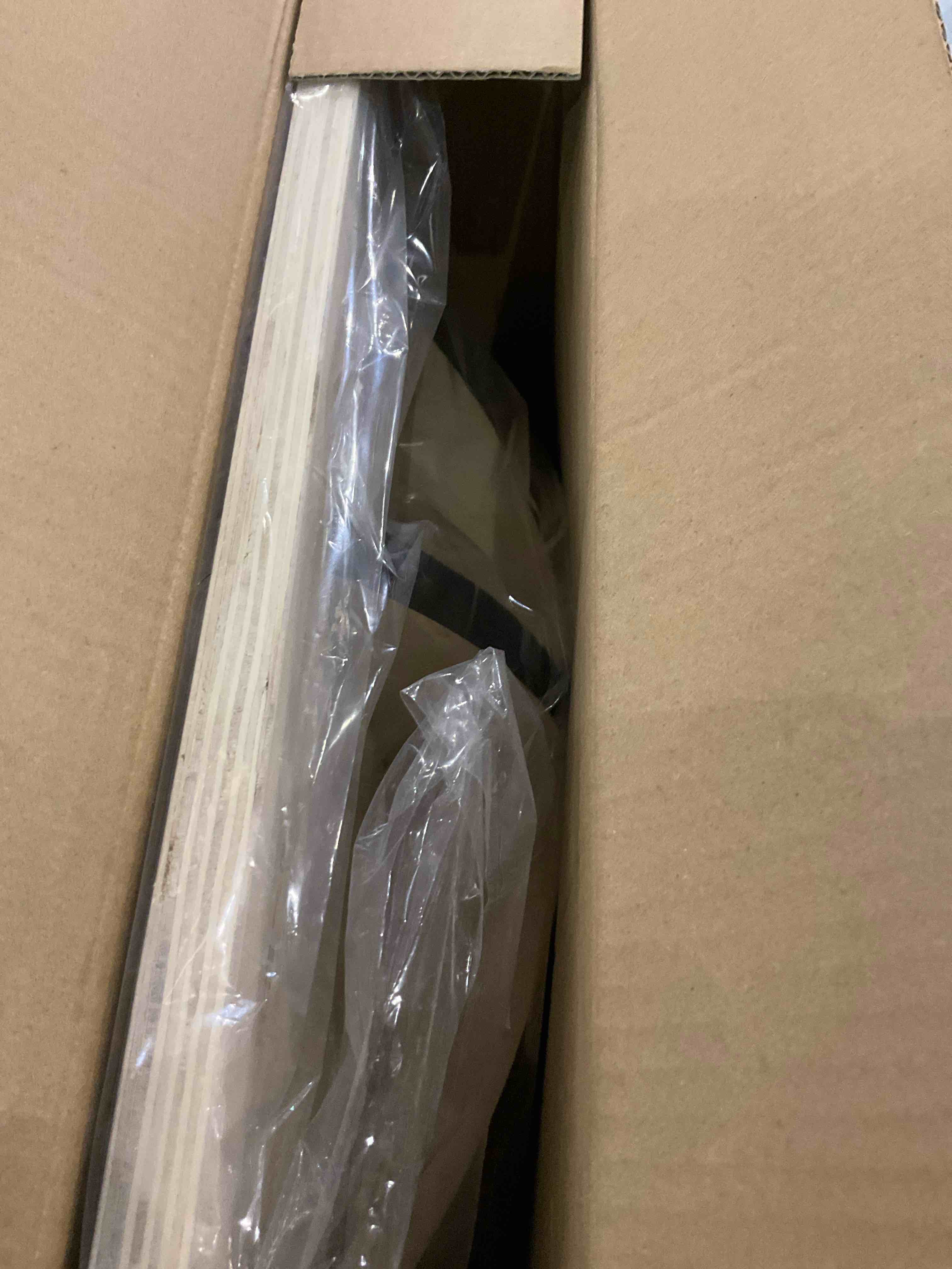 https://s3.amazonaws.com/lotting-images-prod/BargainHunt/EXS01206900_1713360229446.jpeg