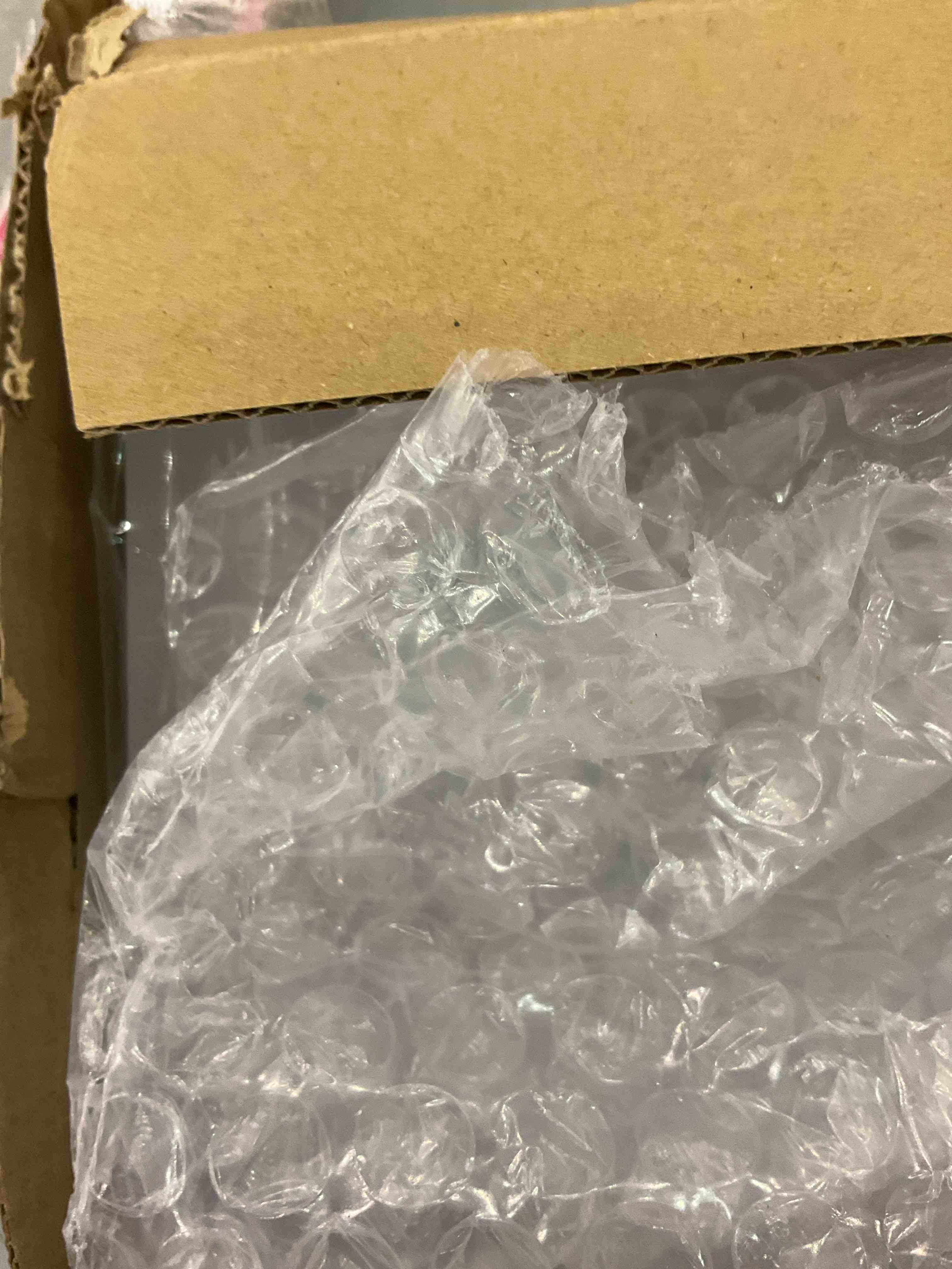 https://s3.amazonaws.com/lotting-images-prod/BargainHunt/EXS01207141_1713184750521.jpeg