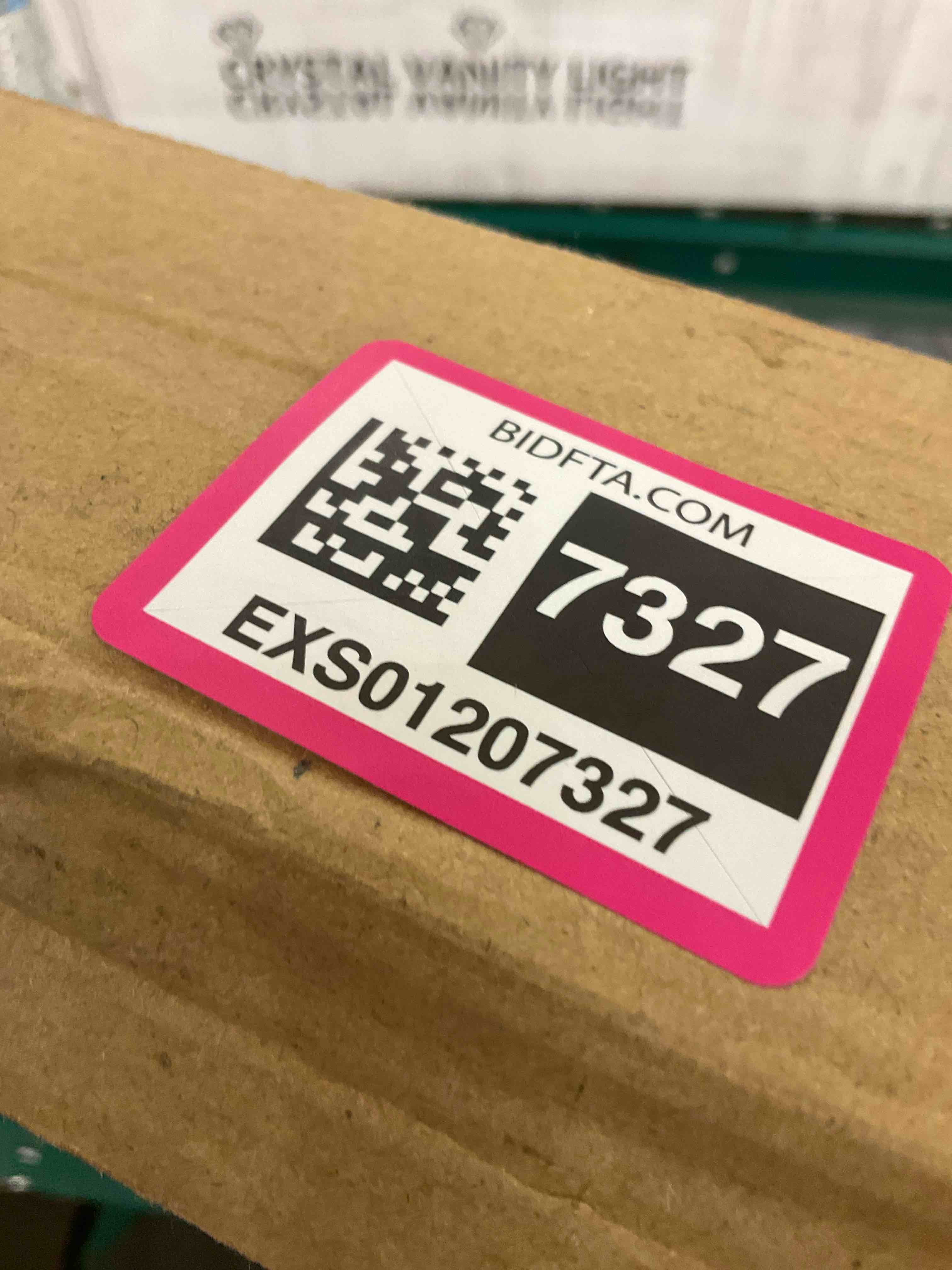 https://s3.amazonaws.com/lotting-images-prod/BargainHunt/EXS01207327_1713286098239.jpeg