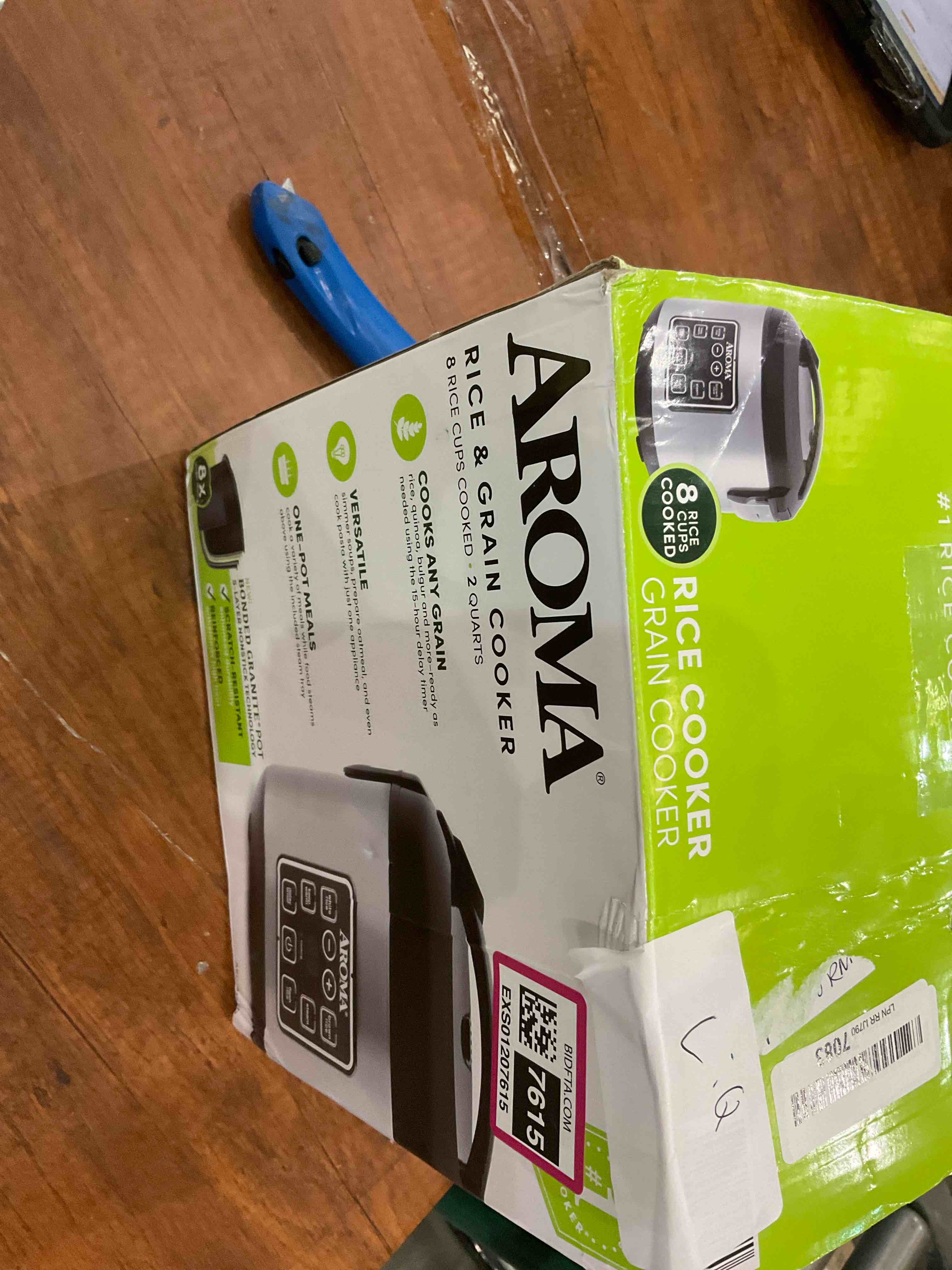 https://s3.amazonaws.com/lotting-images-prod/BargainHunt/EXS01207615_1712682968870.jpeg