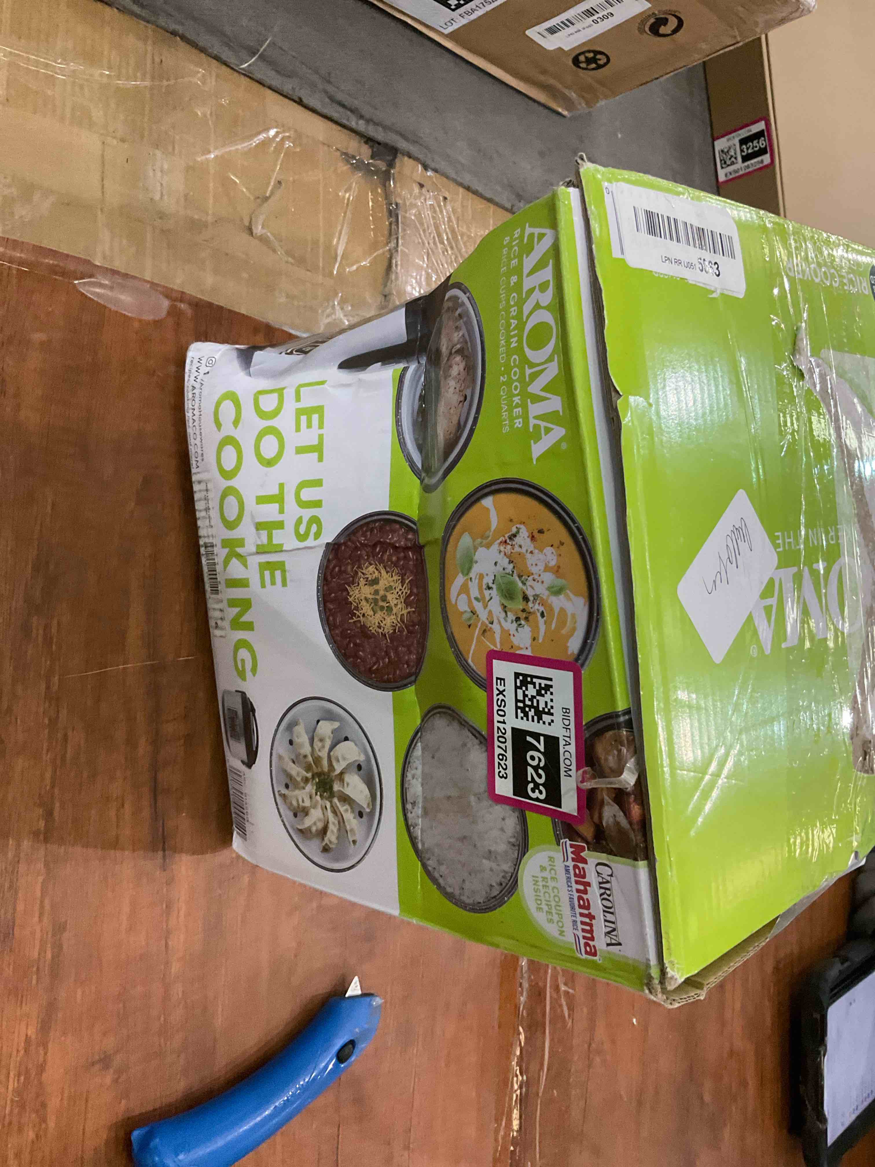 https://s3.amazonaws.com/lotting-images-prod/BargainHunt/EXS01207623_1712685130436.jpeg