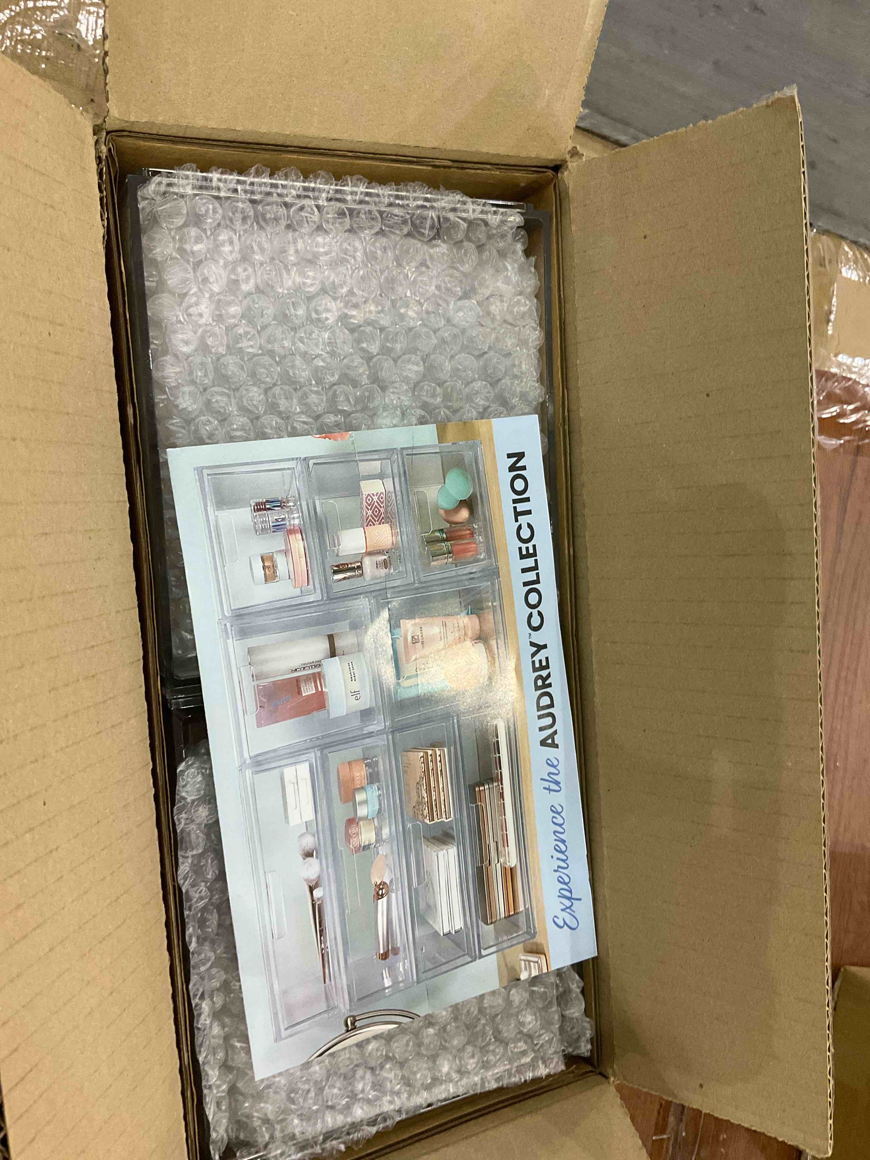 https://s3.amazonaws.com/lotting-images-prod/BargainHunt/EXS01207656_1712748929154.jpeg