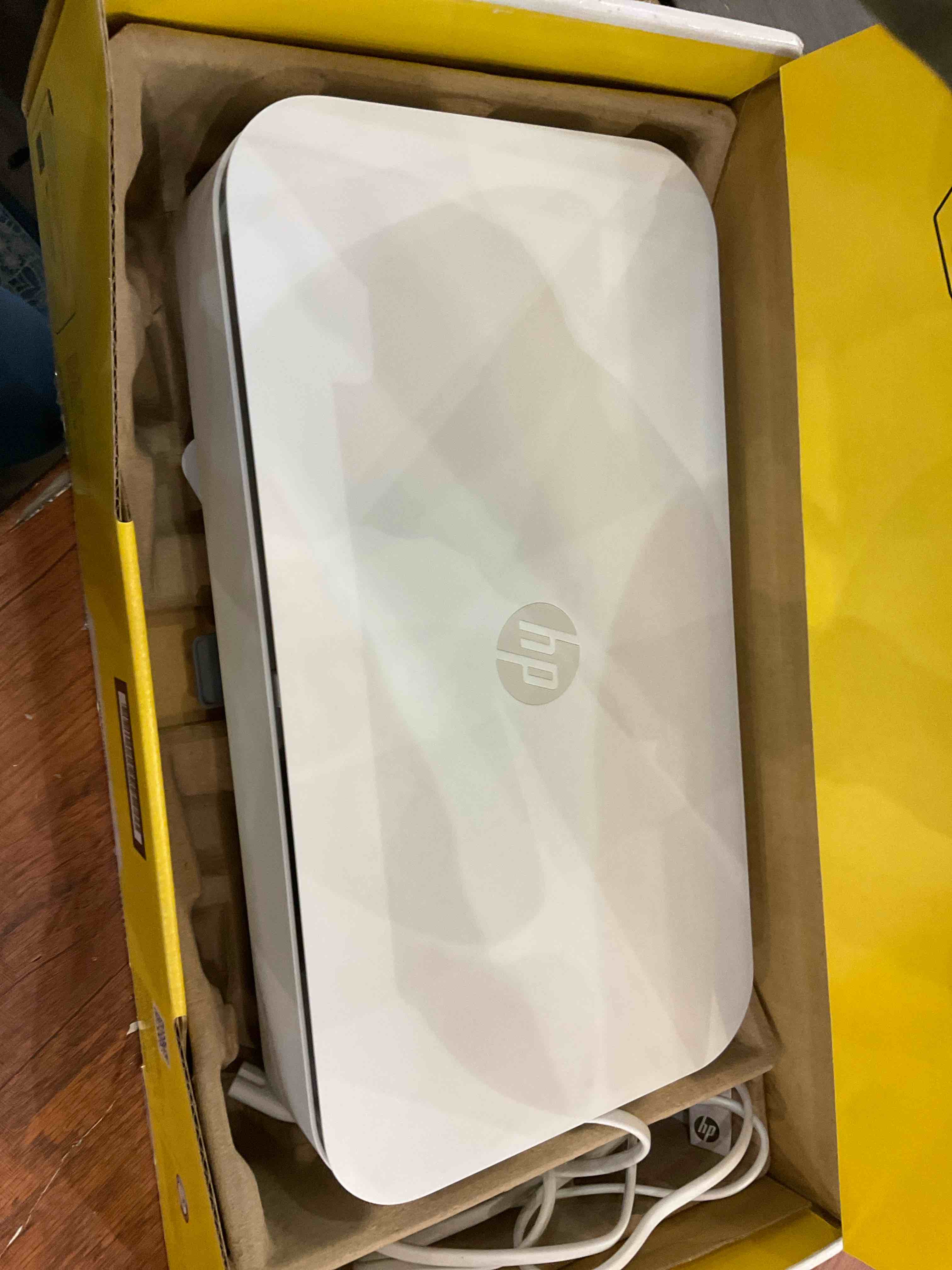 https://s3.amazonaws.com/lotting-images-prod/BargainHunt/EXS01207869_1712855579547.jpeg