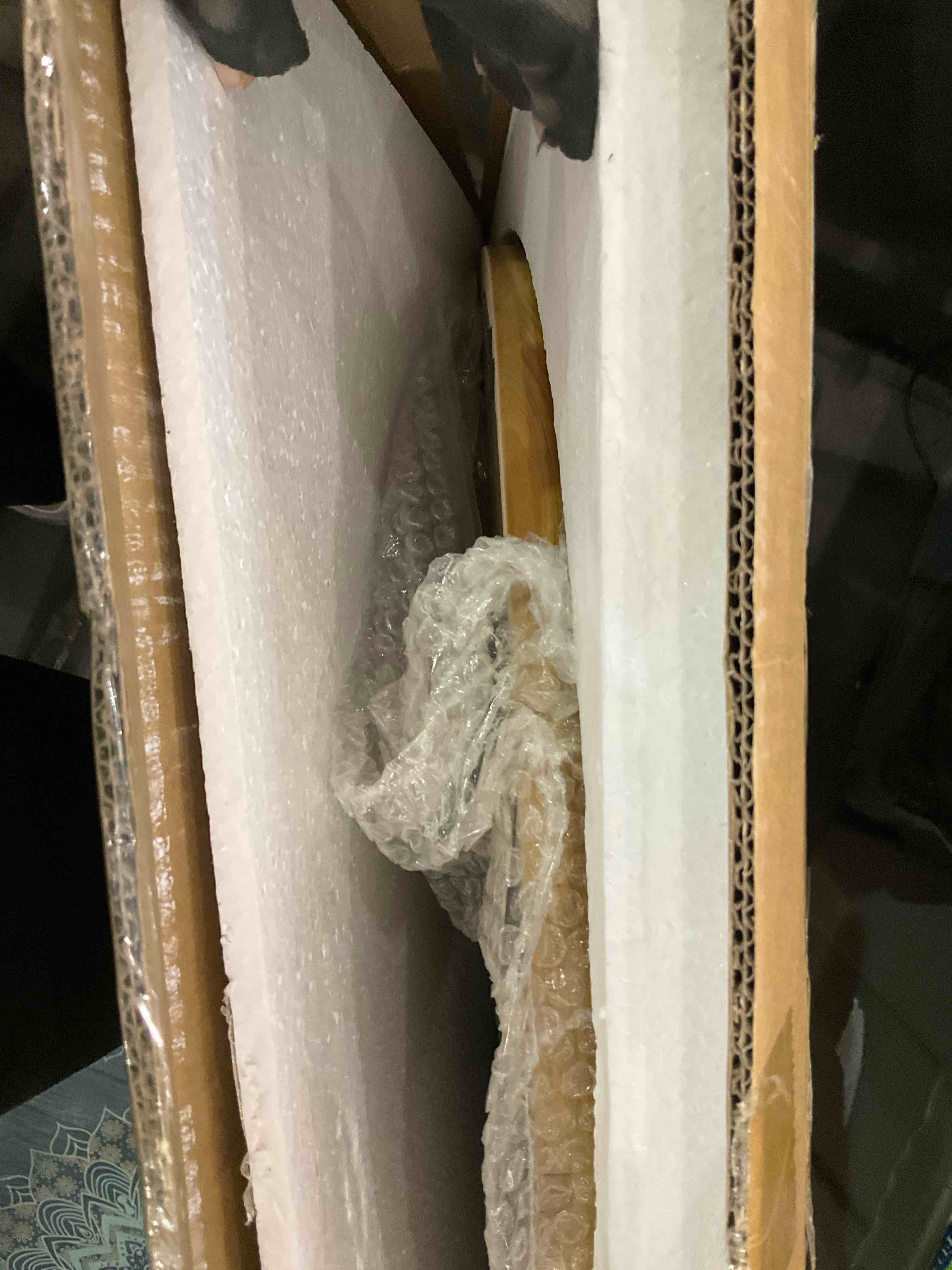 https://s3.amazonaws.com/lotting-images-prod/BargainHunt/EXS01207990_1712935380531.jpeg