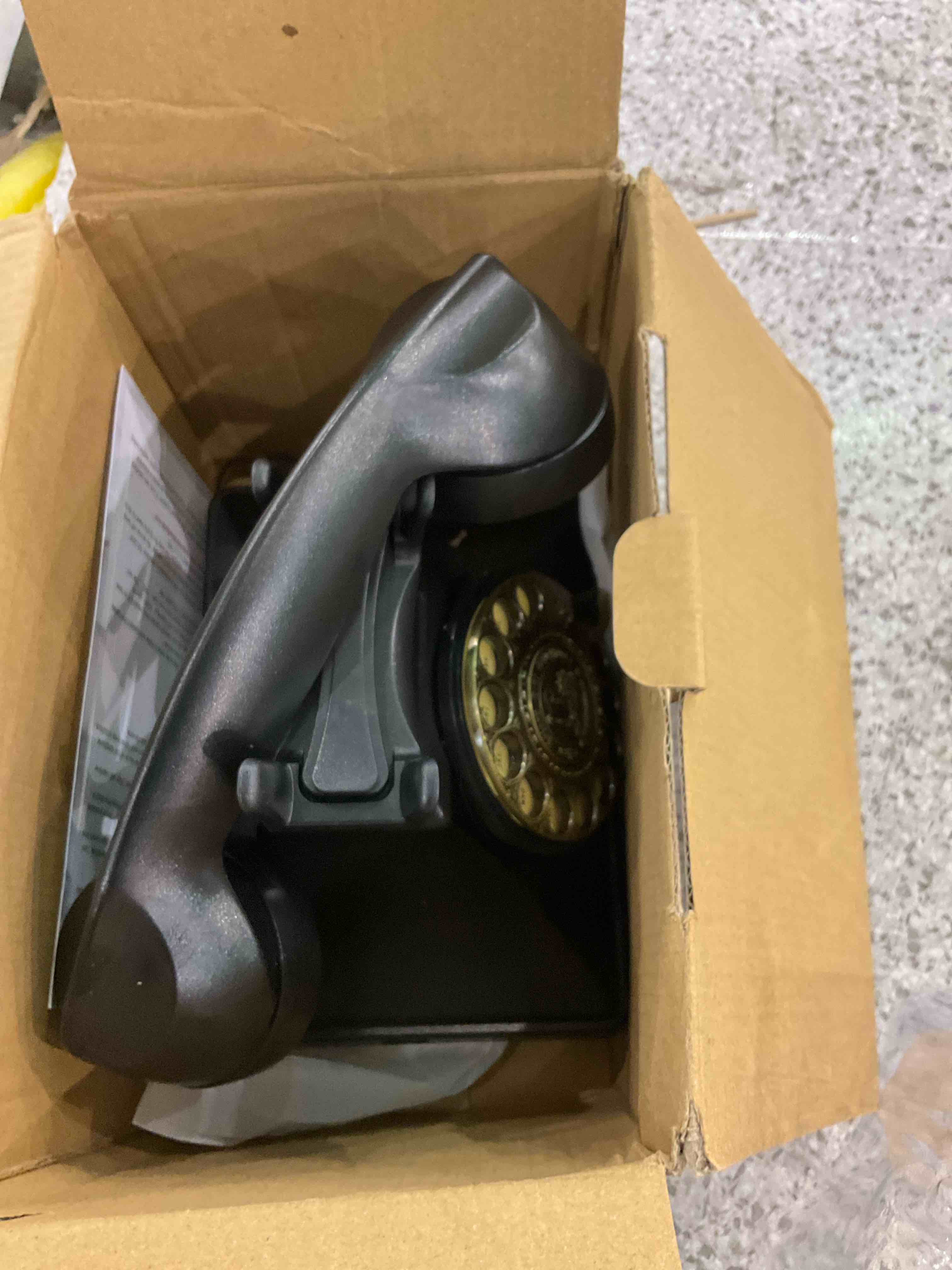 https://s3.amazonaws.com/lotting-images-prod/BargainHunt/EXS01208002_1714997309406.jpeg