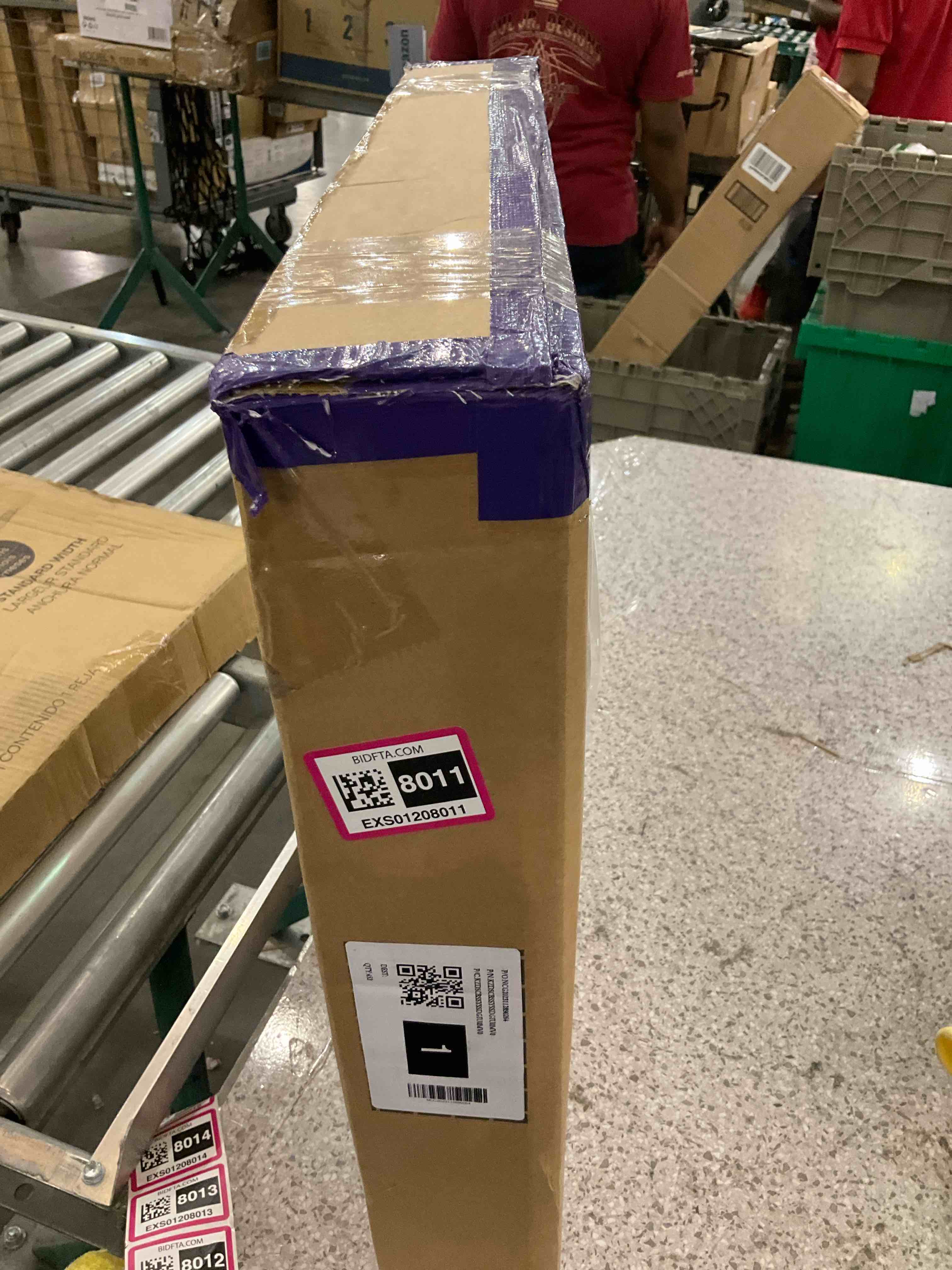 https://s3.amazonaws.com/lotting-images-prod/BargainHunt/EXS01208011_1715019940122.jpeg