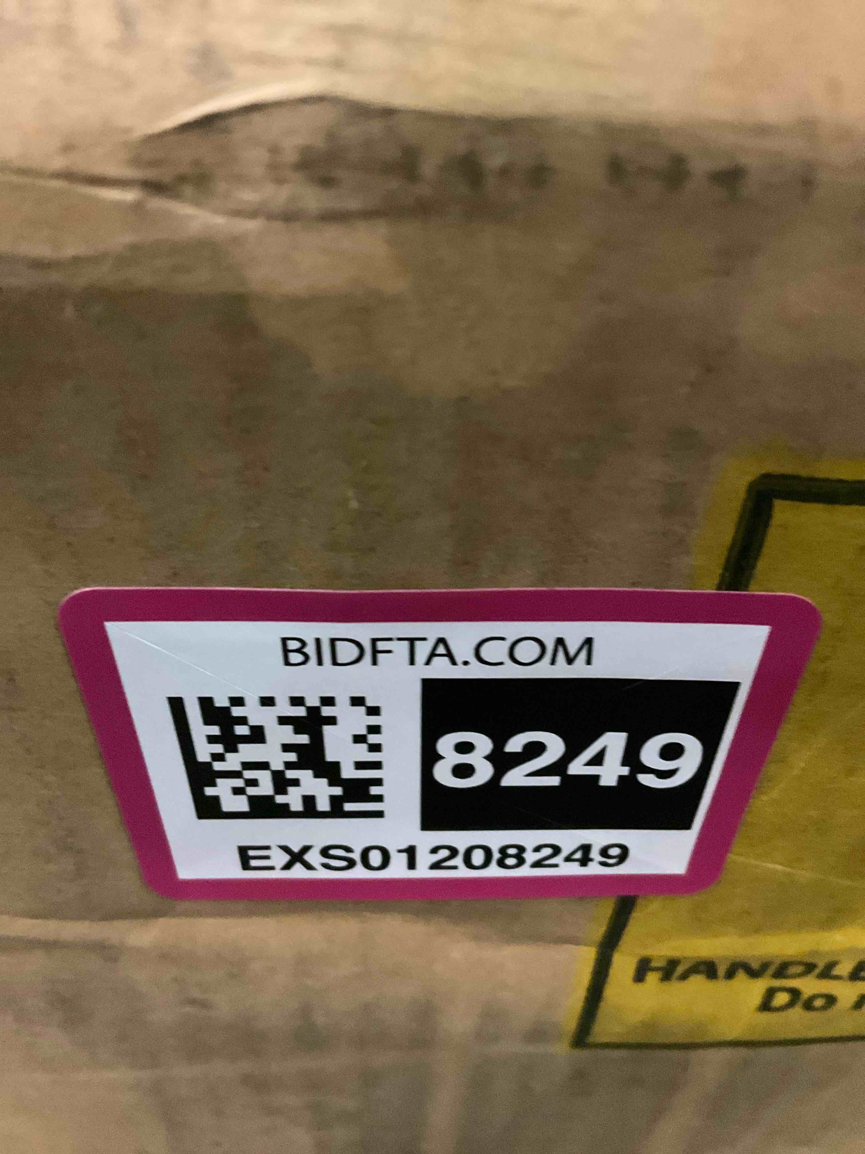 https://s3.amazonaws.com/lotting-images-prod/BargainHunt/EXS01208249_1715261631318.jpeg