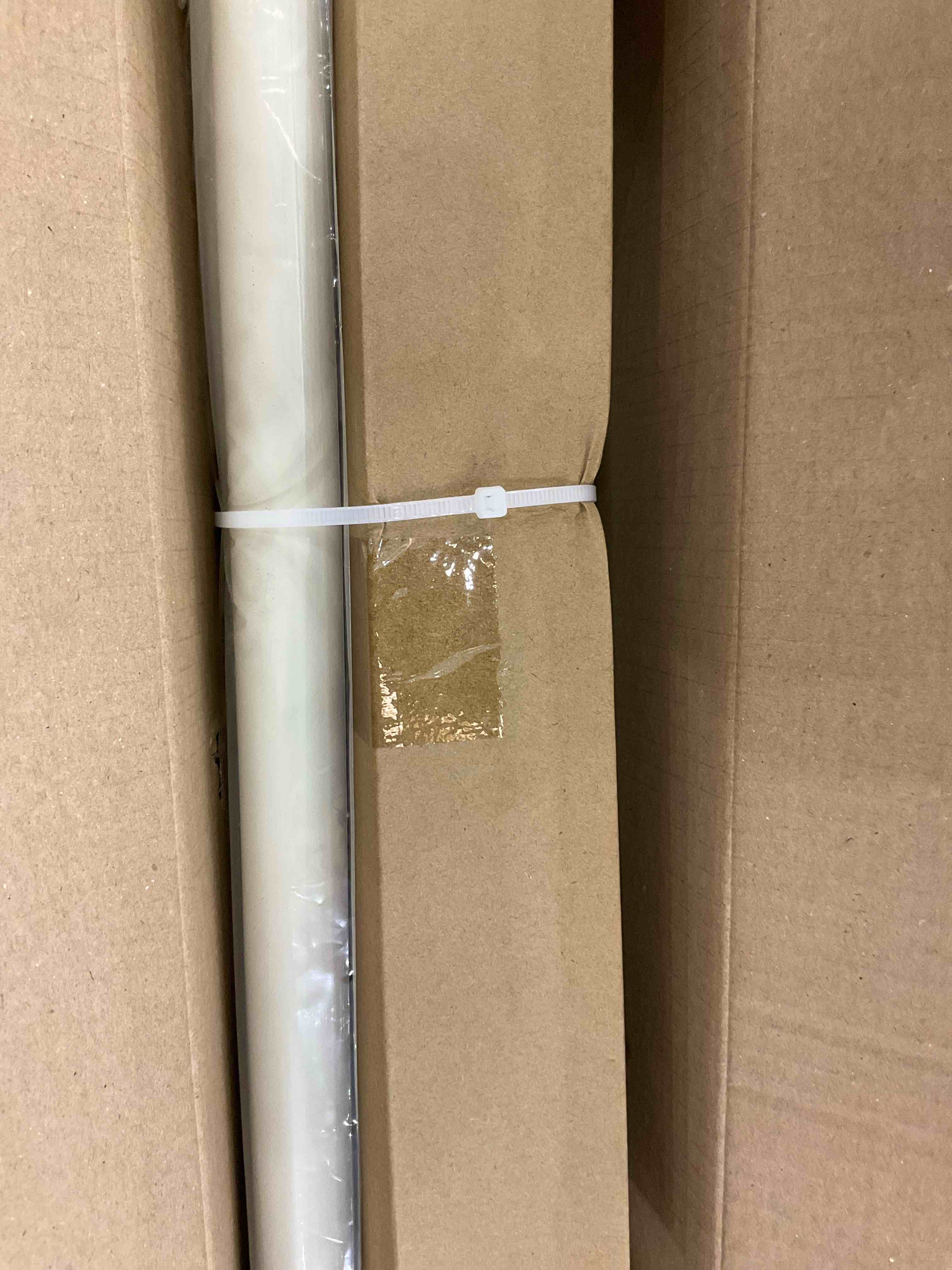 https://s3.amazonaws.com/lotting-images-prod/BargainHunt/EXS01208298_1715268870900.jpeg