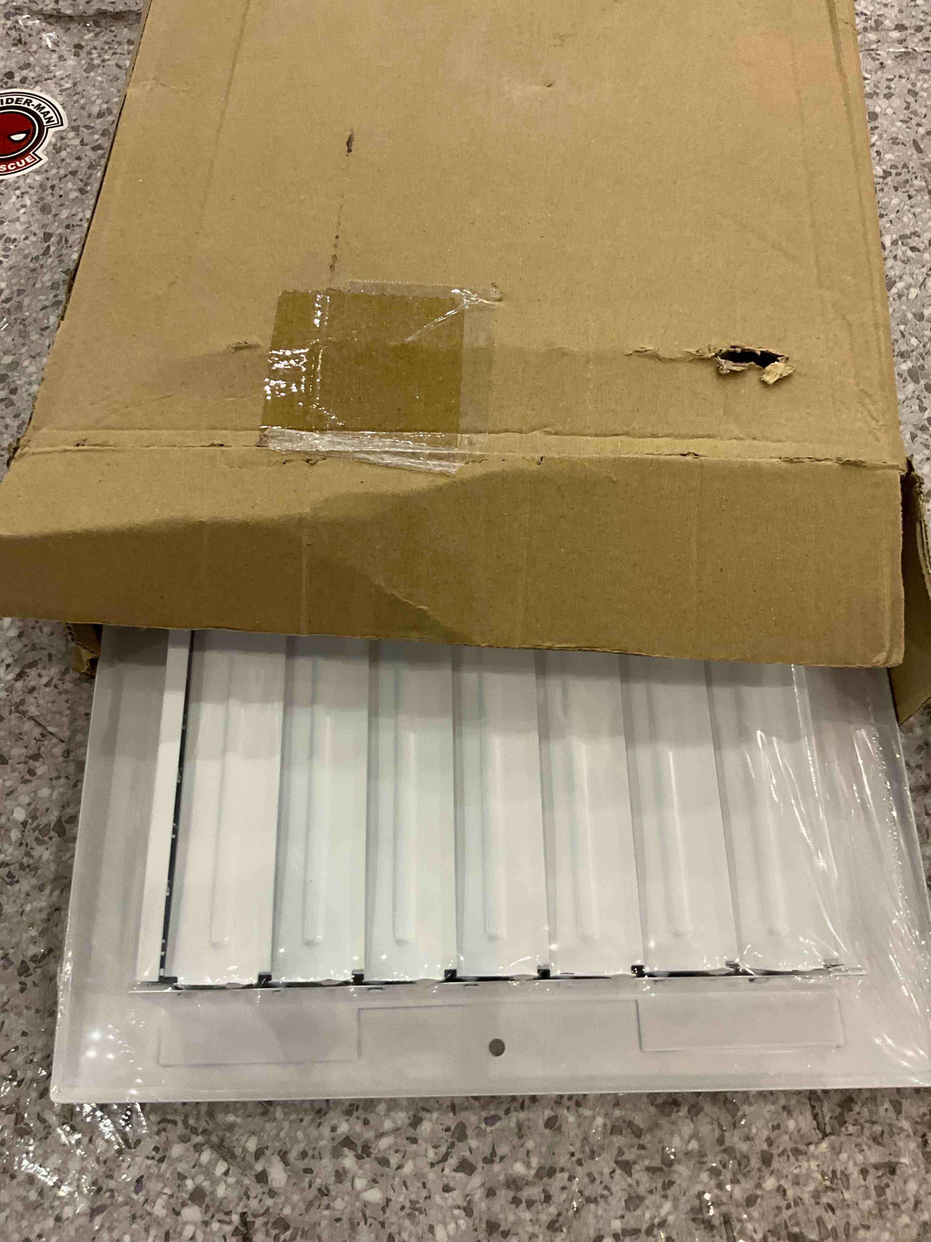 https://s3.amazonaws.com/lotting-images-prod/BargainHunt/EXS01208347_1715340096830.jpeg