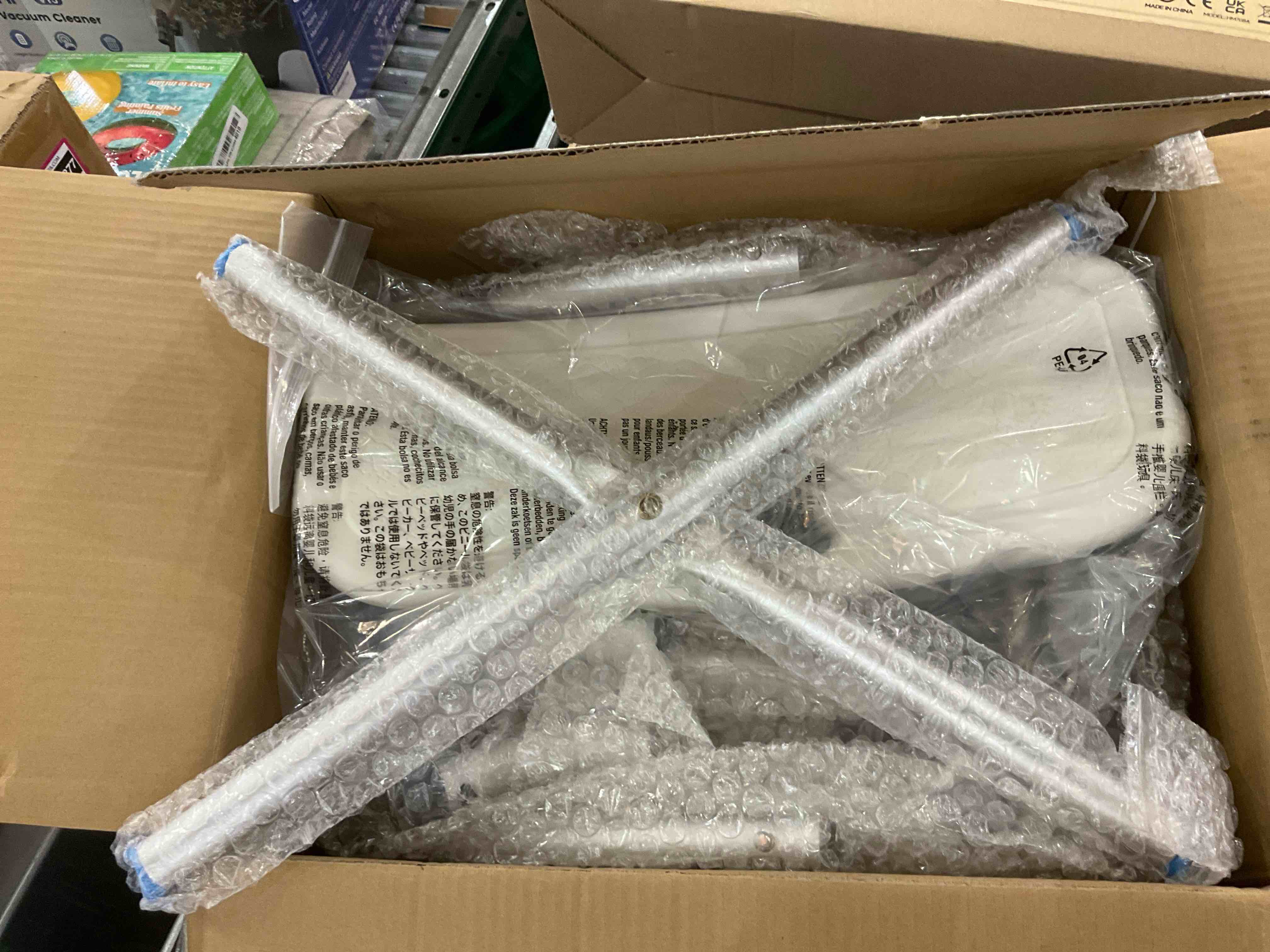 https://s3.amazonaws.com/lotting-images-prod/BargainHunt/EXS01208904_1713891096459.jpeg
