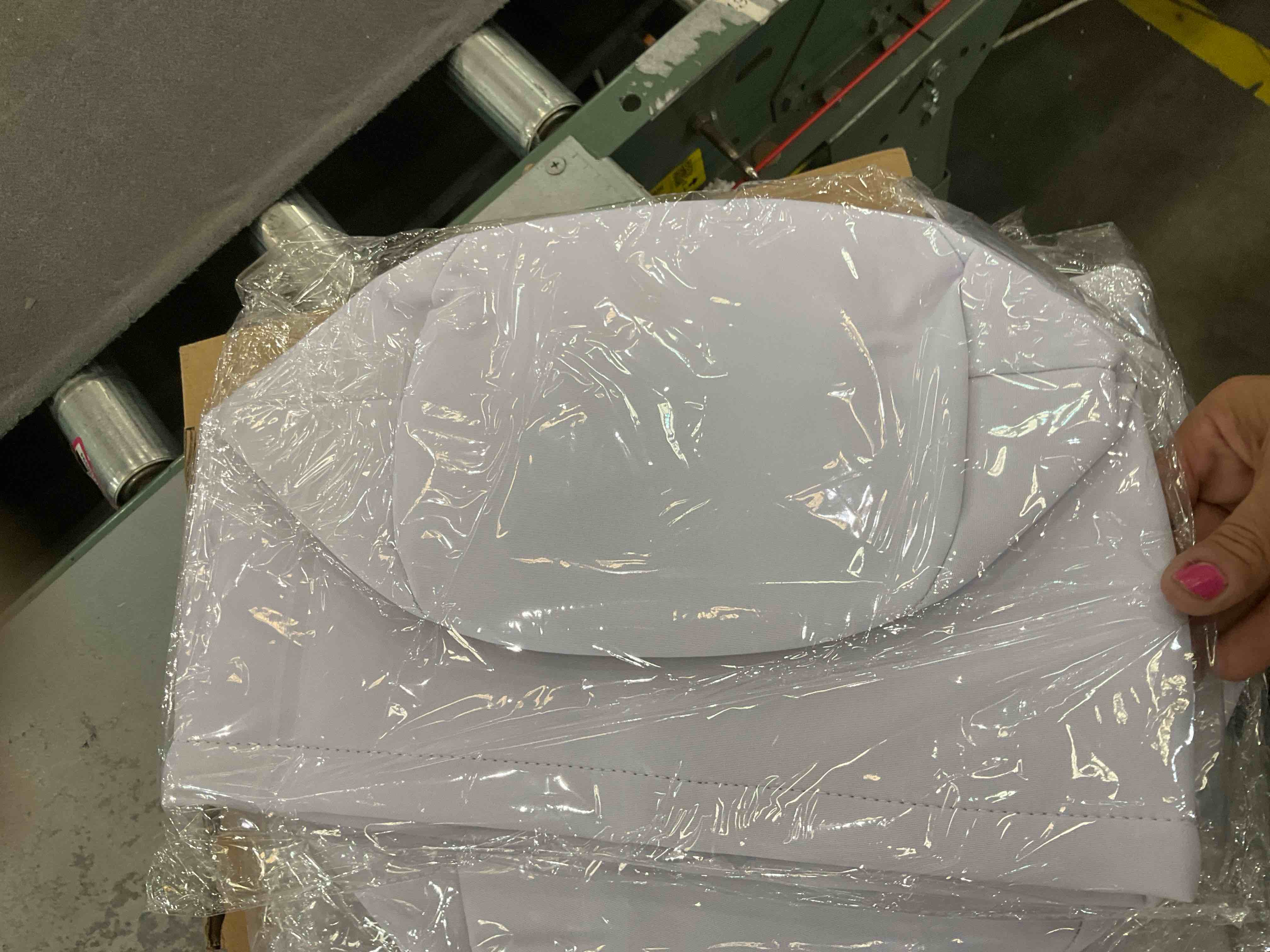 https://s3.amazonaws.com/lotting-images-prod/BargainHunt/EXS01209019_1712689895712.jpeg