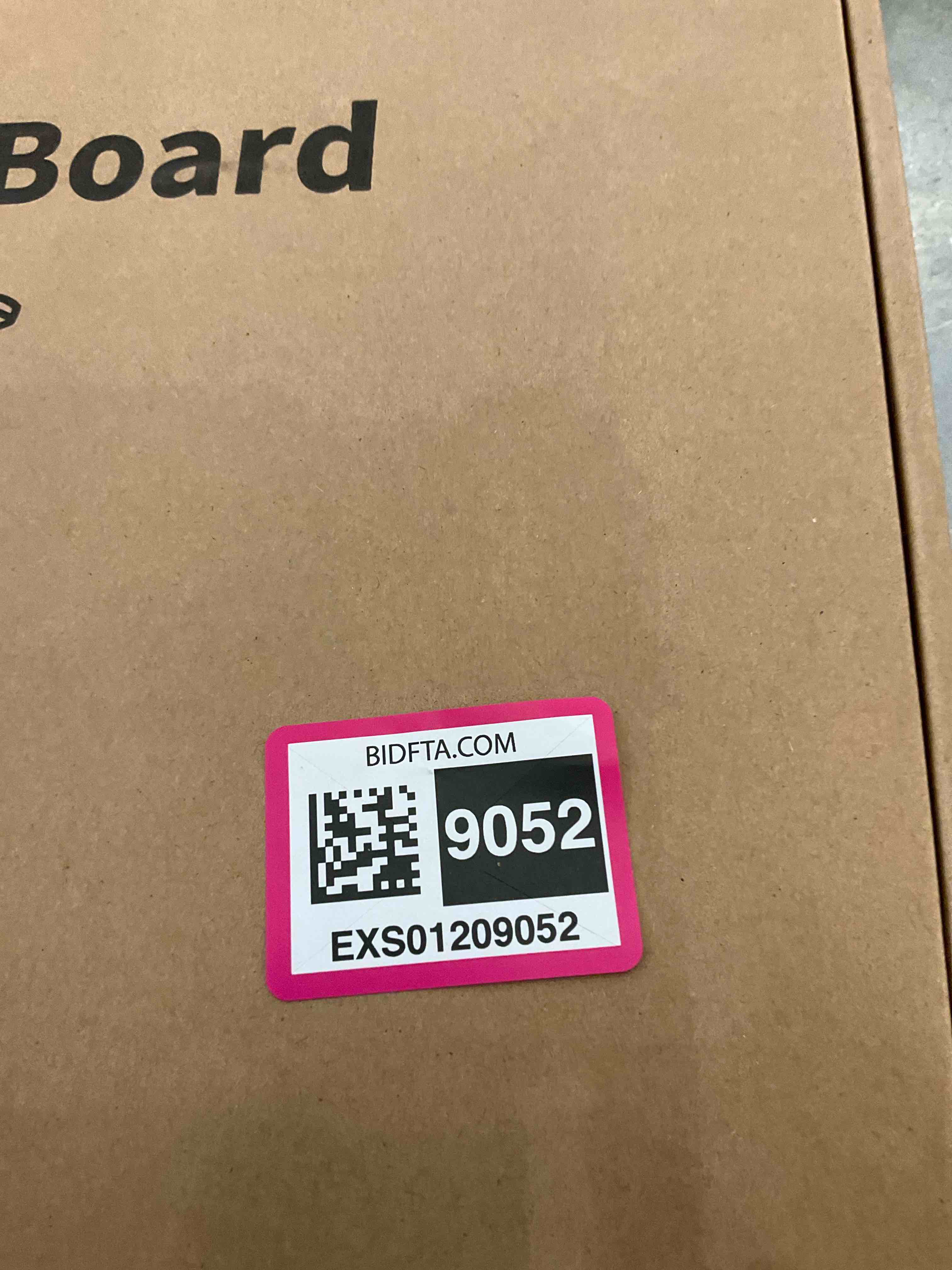 https://s3.amazonaws.com/lotting-images-prod/BargainHunt/EXS01209052_1712689861579.jpeg