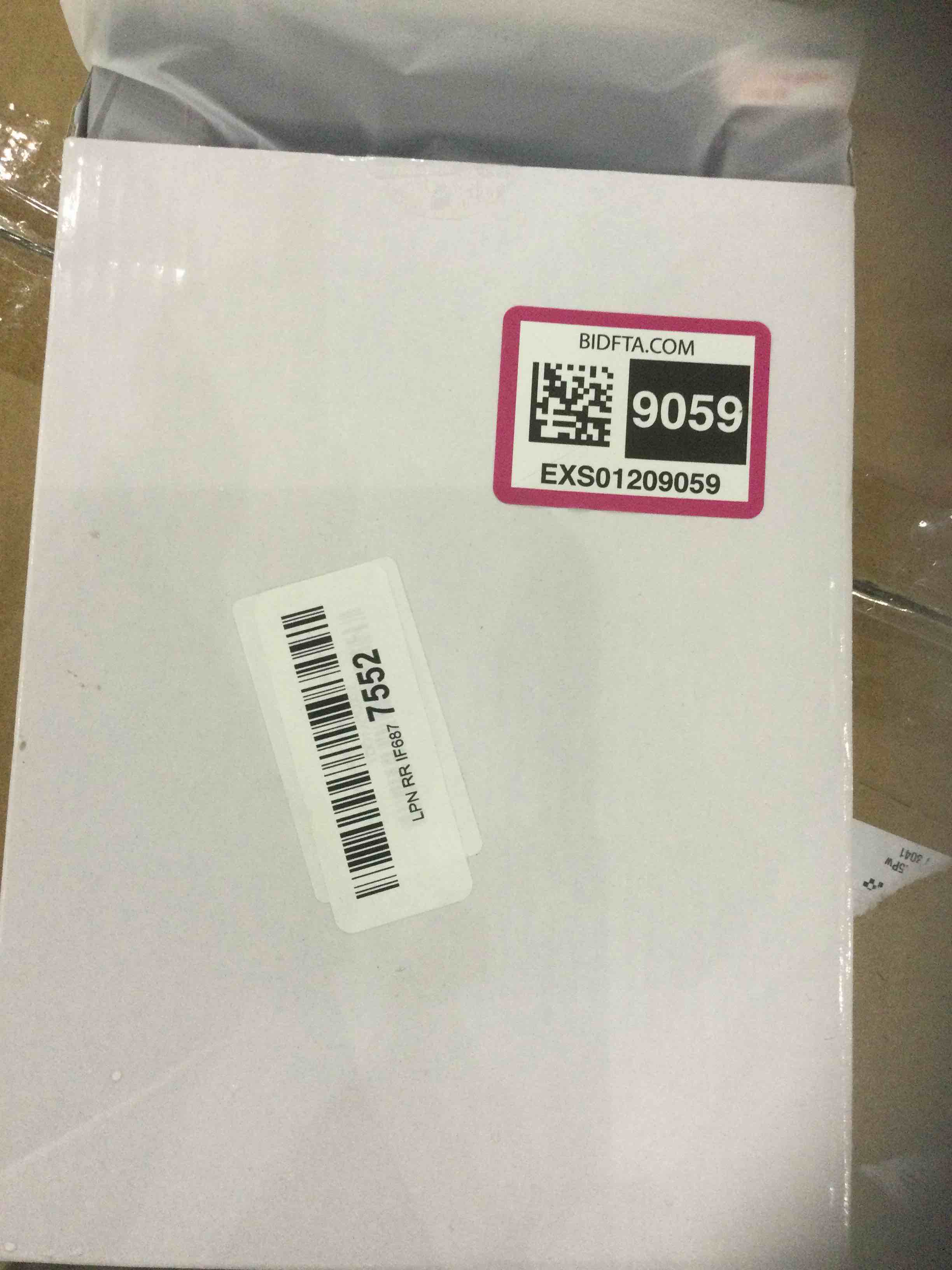 https://s3.amazonaws.com/lotting-images-prod/BargainHunt/EXS01209059_1712835175314.jpeg