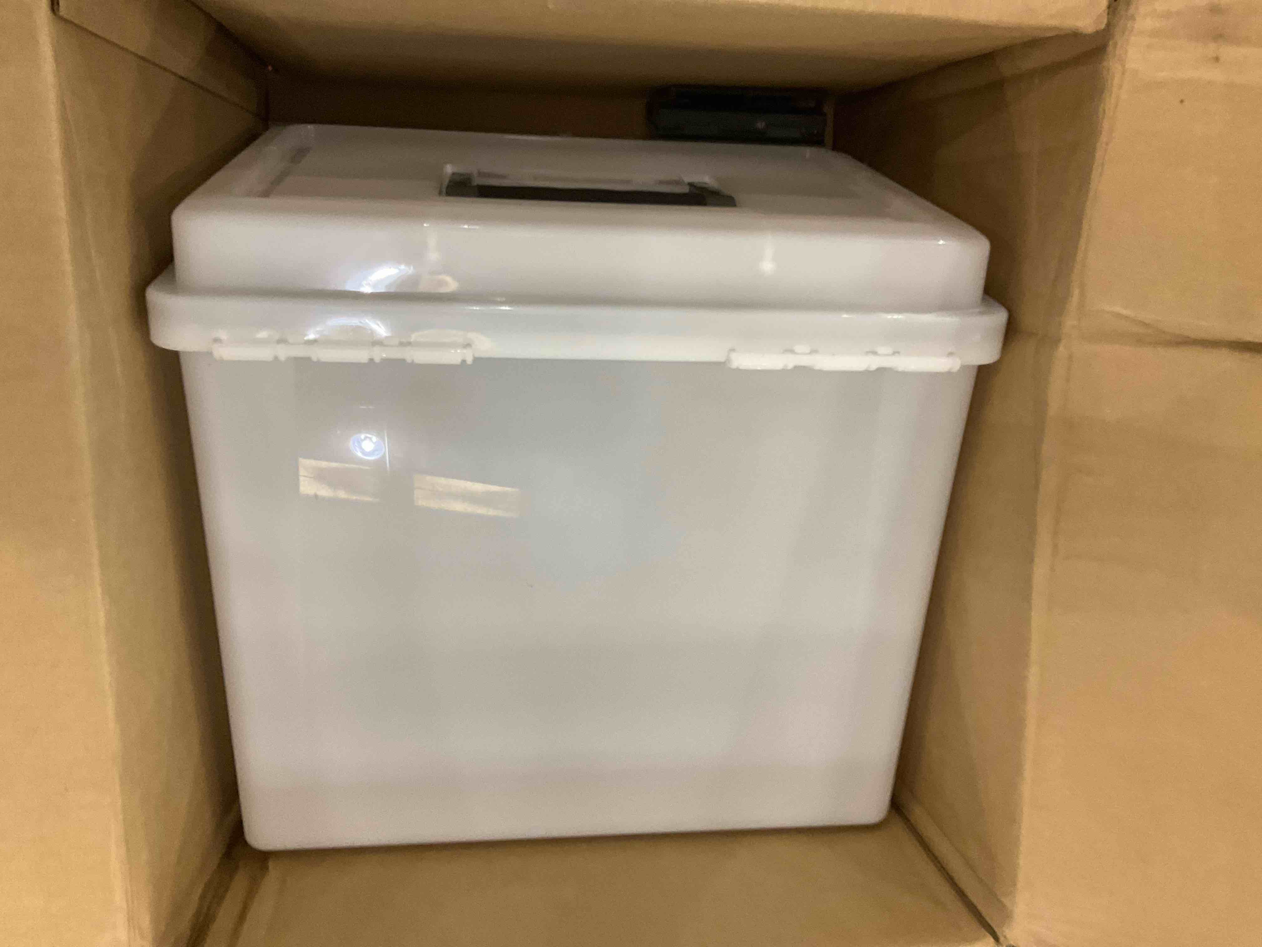 https://s3.amazonaws.com/lotting-images-prod/BargainHunt/EXS01209163_1712858069221.jpeg