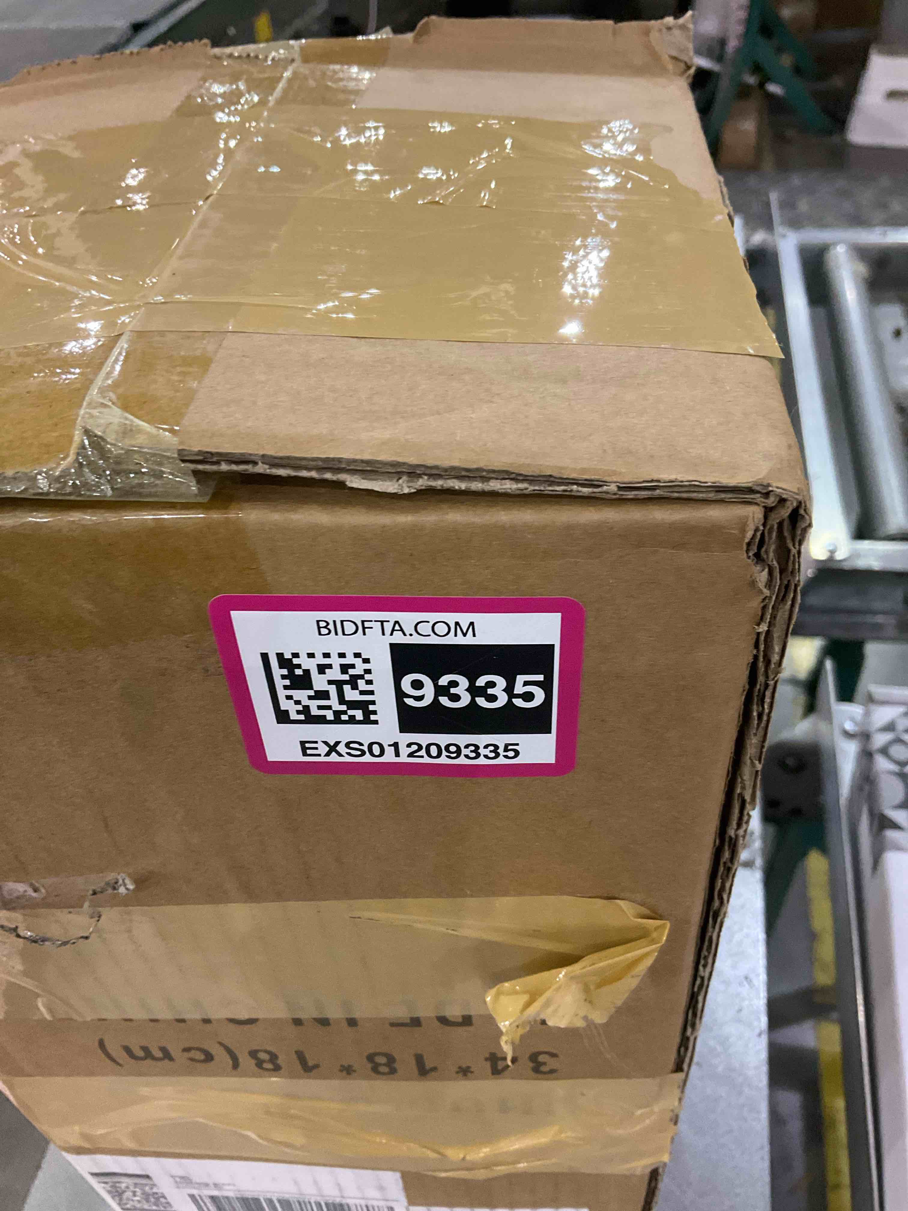 https://s3.amazonaws.com/lotting-images-prod/BargainHunt/EXS01209335_1715860093902.jpeg