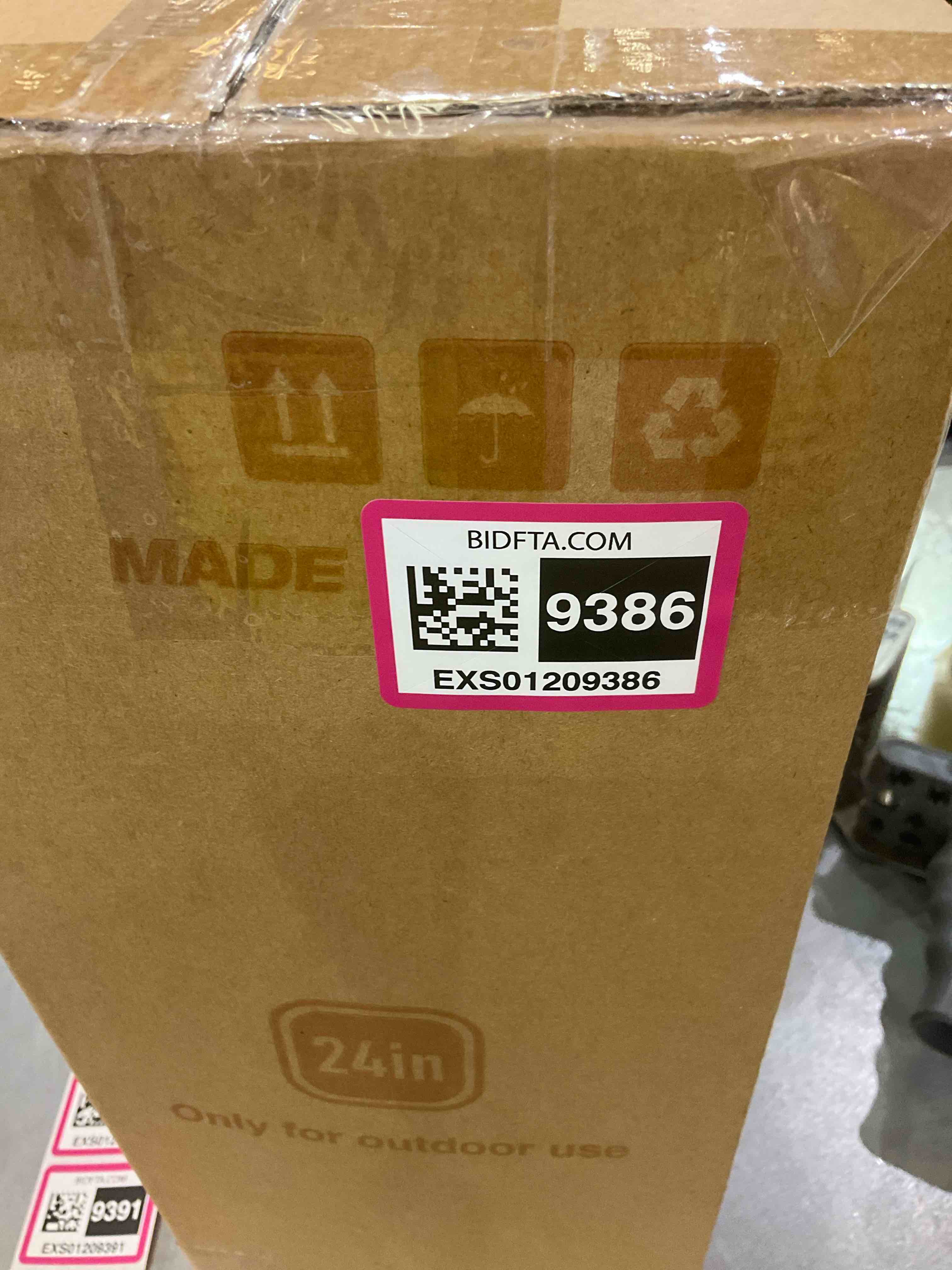 https://s3.amazonaws.com/lotting-images-prod/BargainHunt/EXS01209386_1716209208634.jpeg