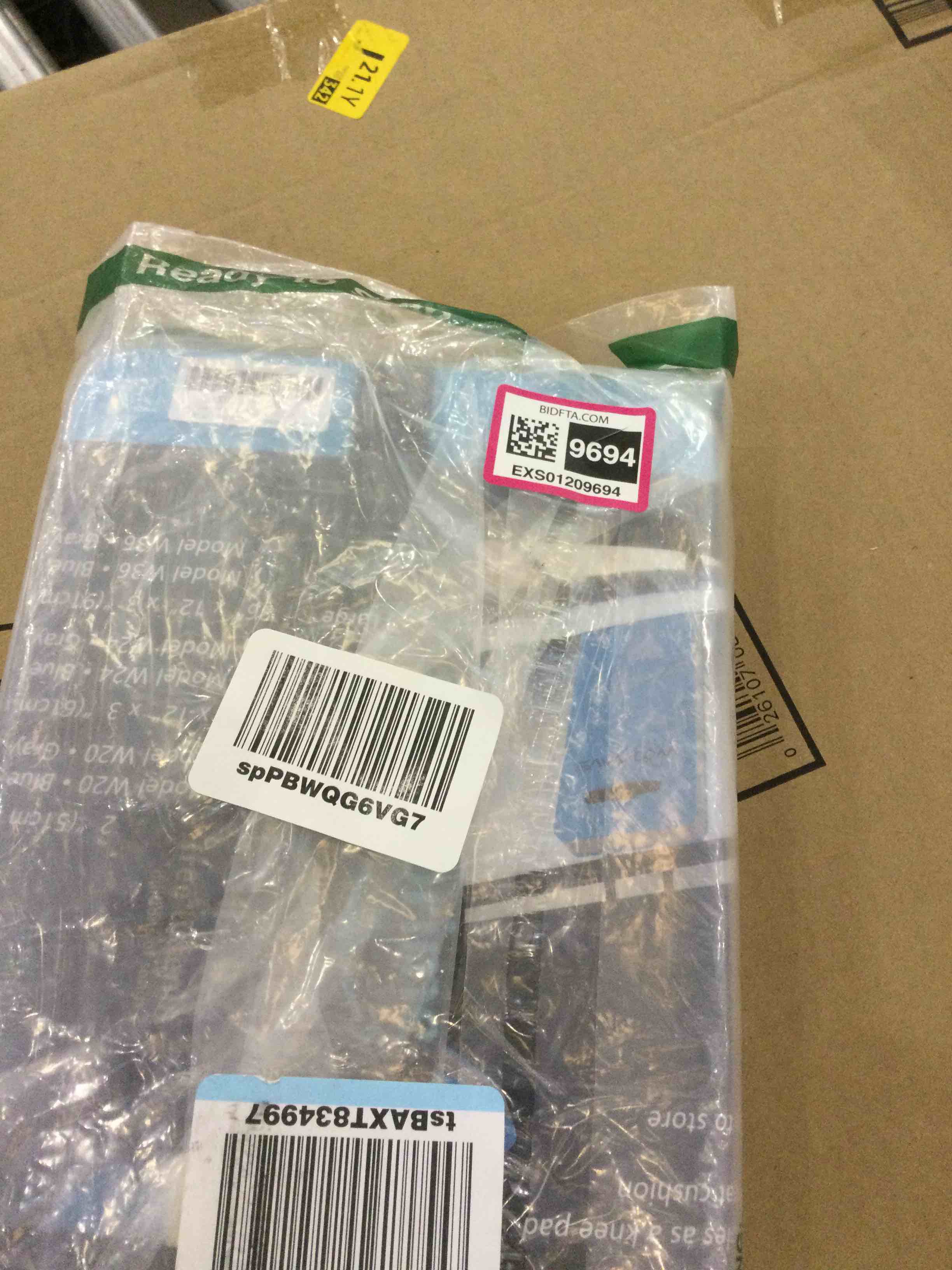 https://s3.amazonaws.com/lotting-images-prod/BargainHunt/EXS01209694_1712854440074.jpeg