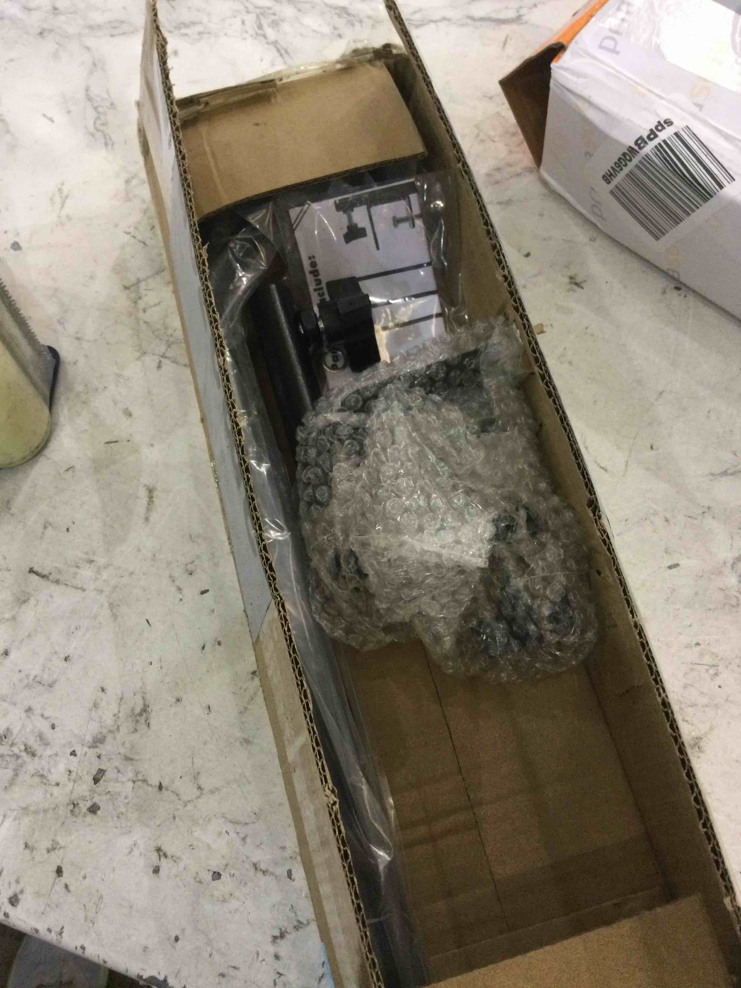 https://s3.amazonaws.com/lotting-images-prod/BargainHunt/EXS01209696_1712854730110.jpeg
