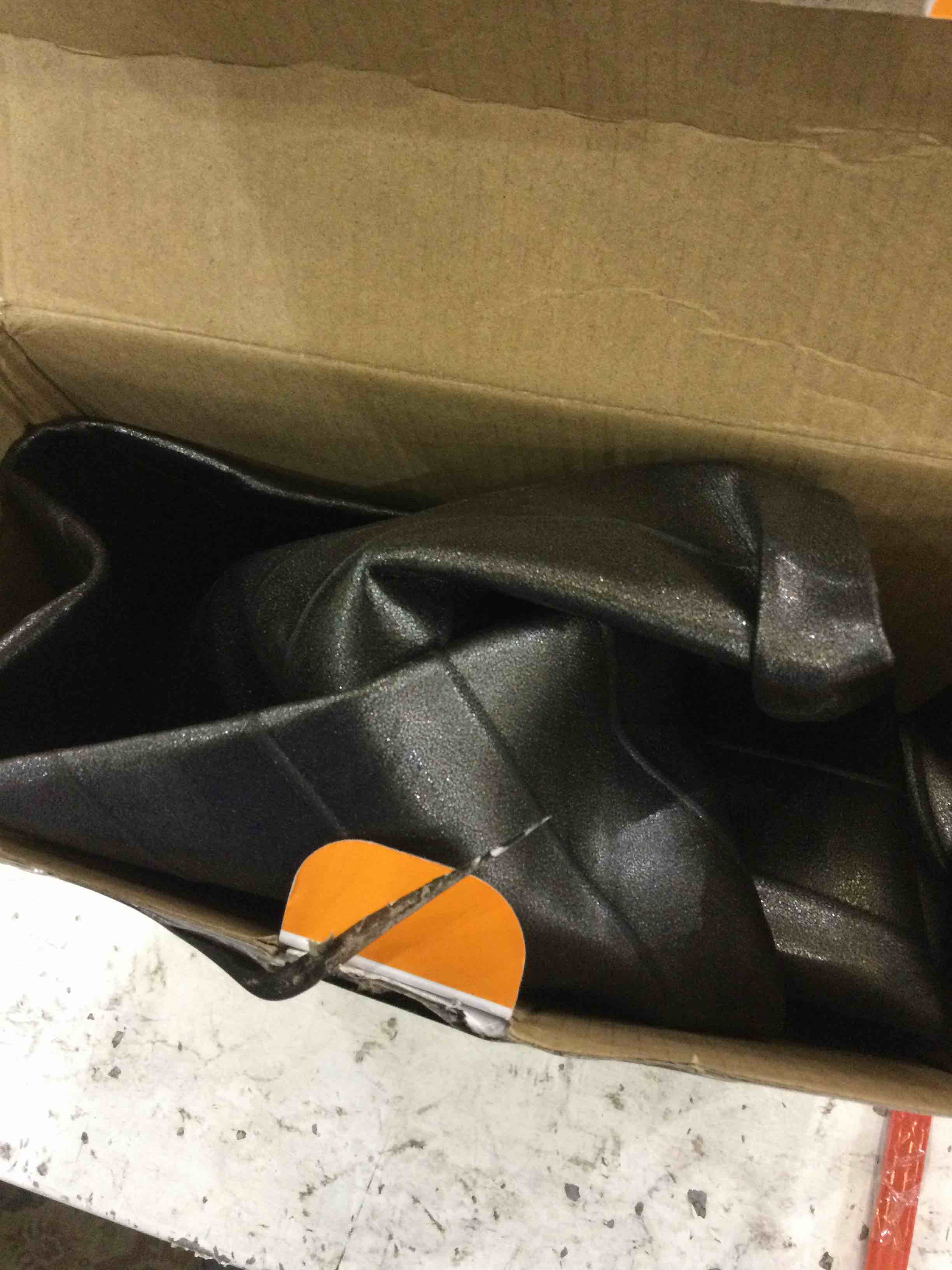 https://s3.amazonaws.com/lotting-images-prod/BargainHunt/EXS01209697_1712854801168.jpeg