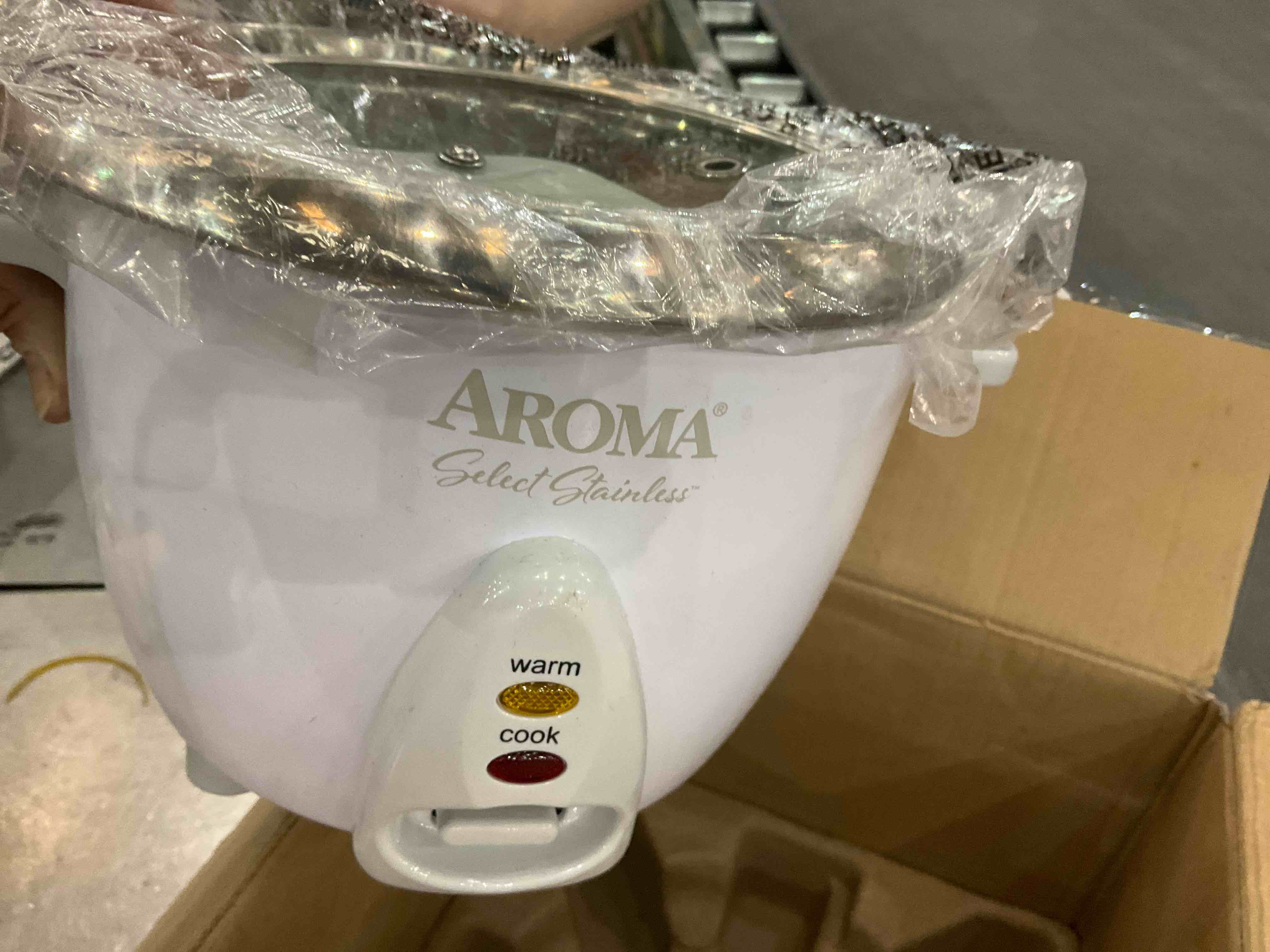 https://s3.amazonaws.com/lotting-images-prod/BargainHunt/EXS01210004_1710517818476.jpeg