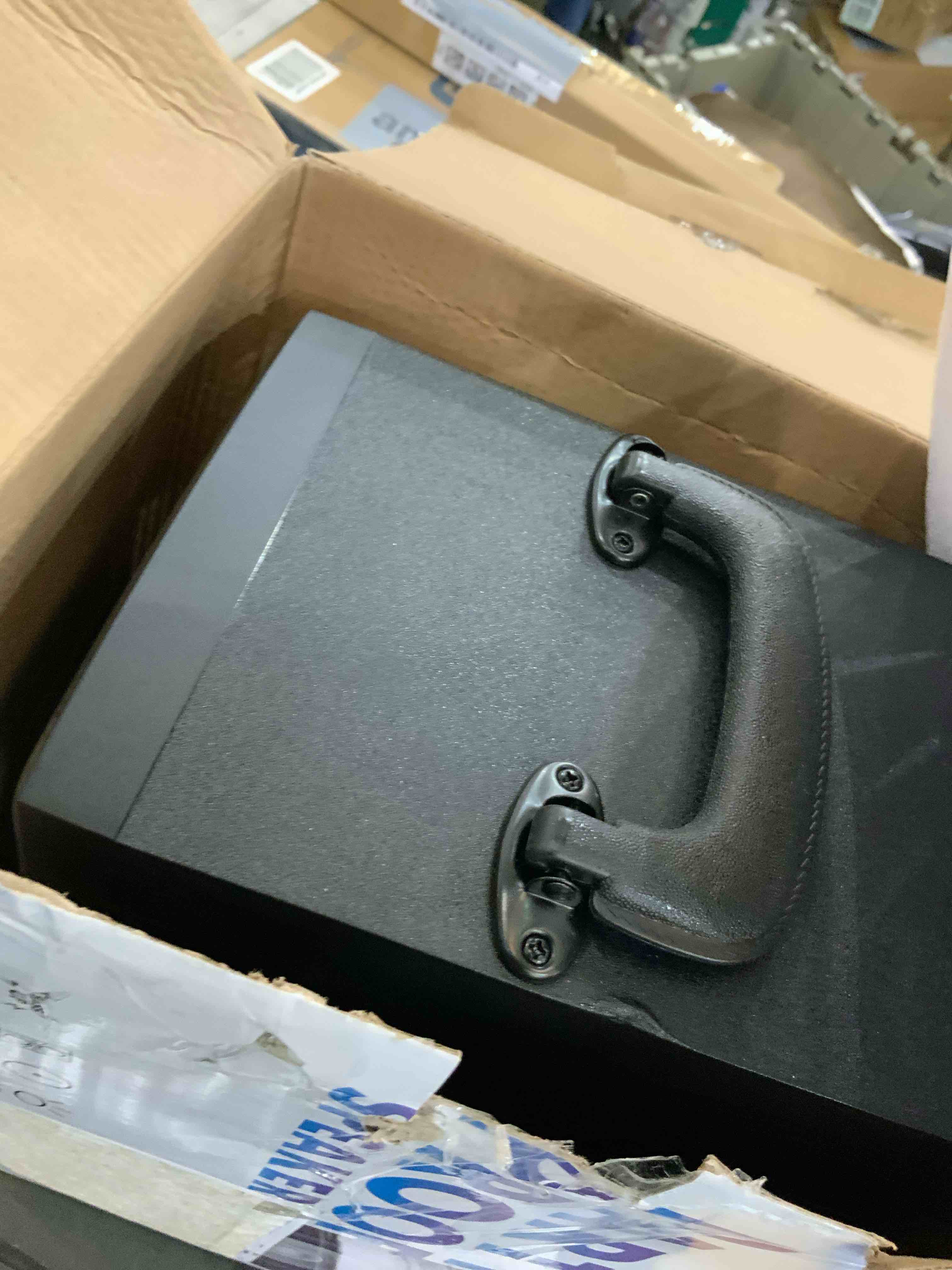 https://s3.amazonaws.com/lotting-images-prod/BargainHunt/EXS01210327_1713201587127.jpeg