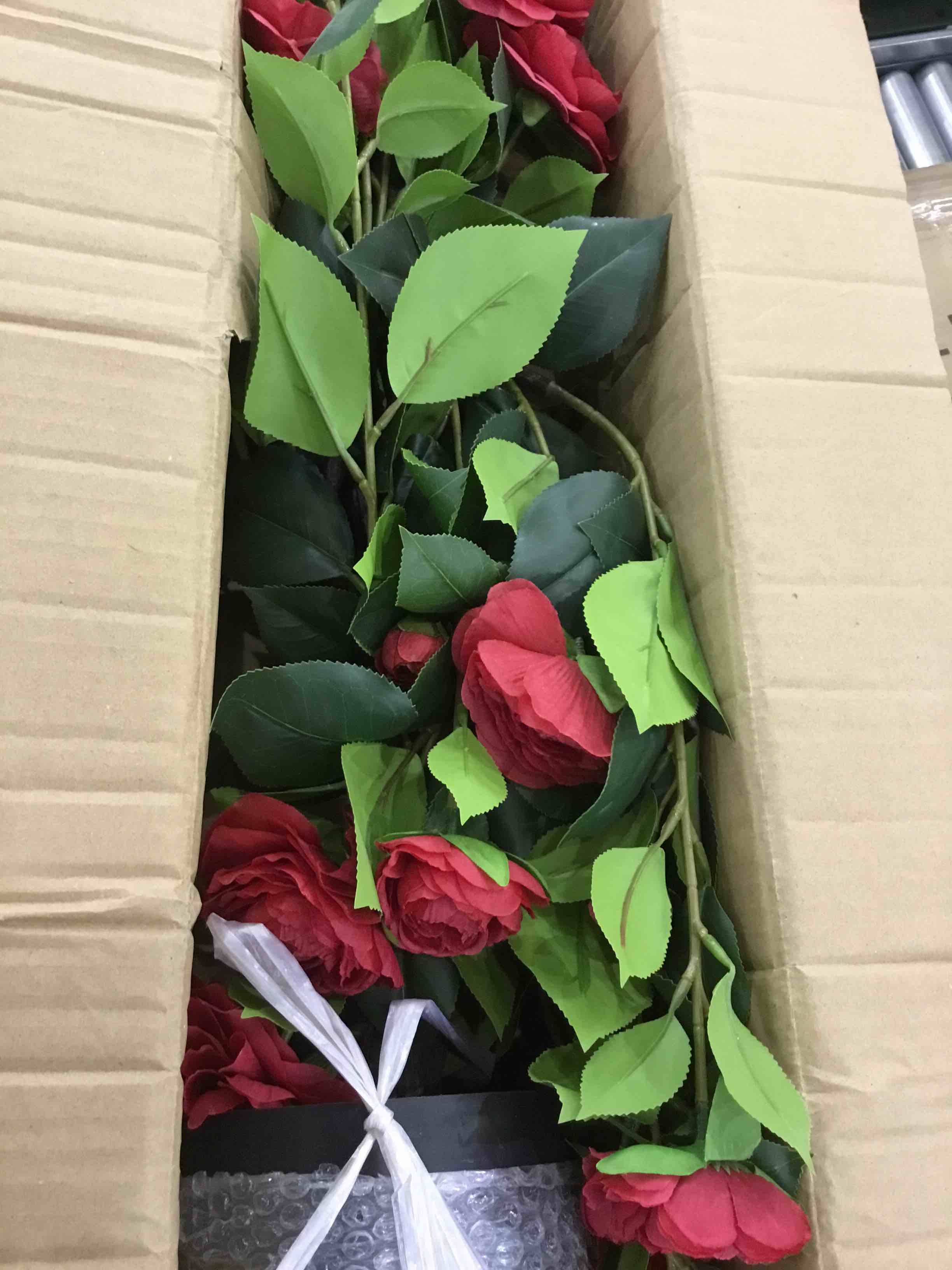 OAZALDA Artificial Camellia Flower Plants Artificial Tree, ?ÇÉ 2 Pack ?Çæ Faux Floral Plant Blooming Camellia 30 Inch with Red Blossom Built- in Black Pot Indoor Outdoor Decoration