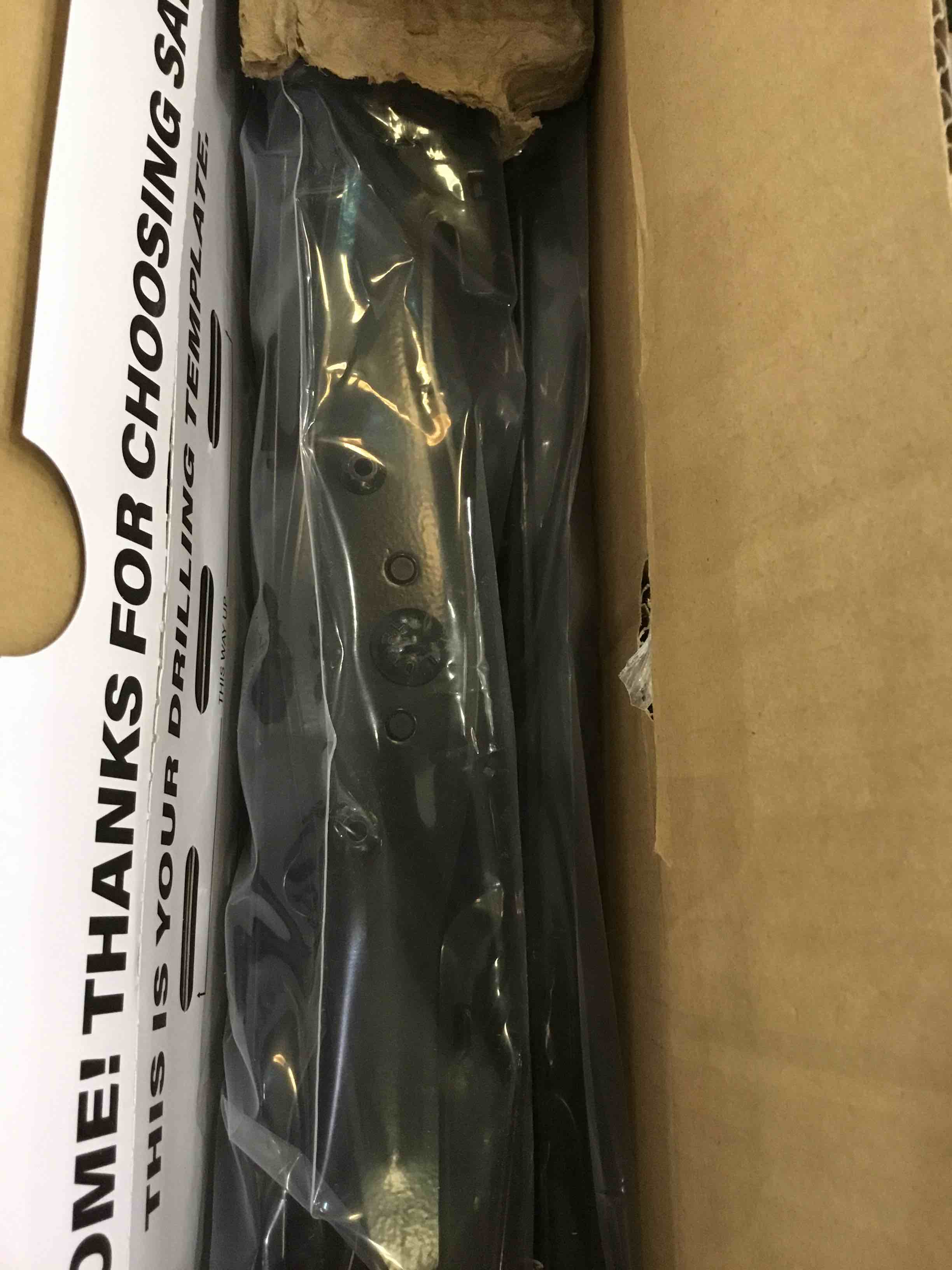 https://s3.amazonaws.com/lotting-images-prod/BargainHunt/EXS01210830_1713812084670.jpeg