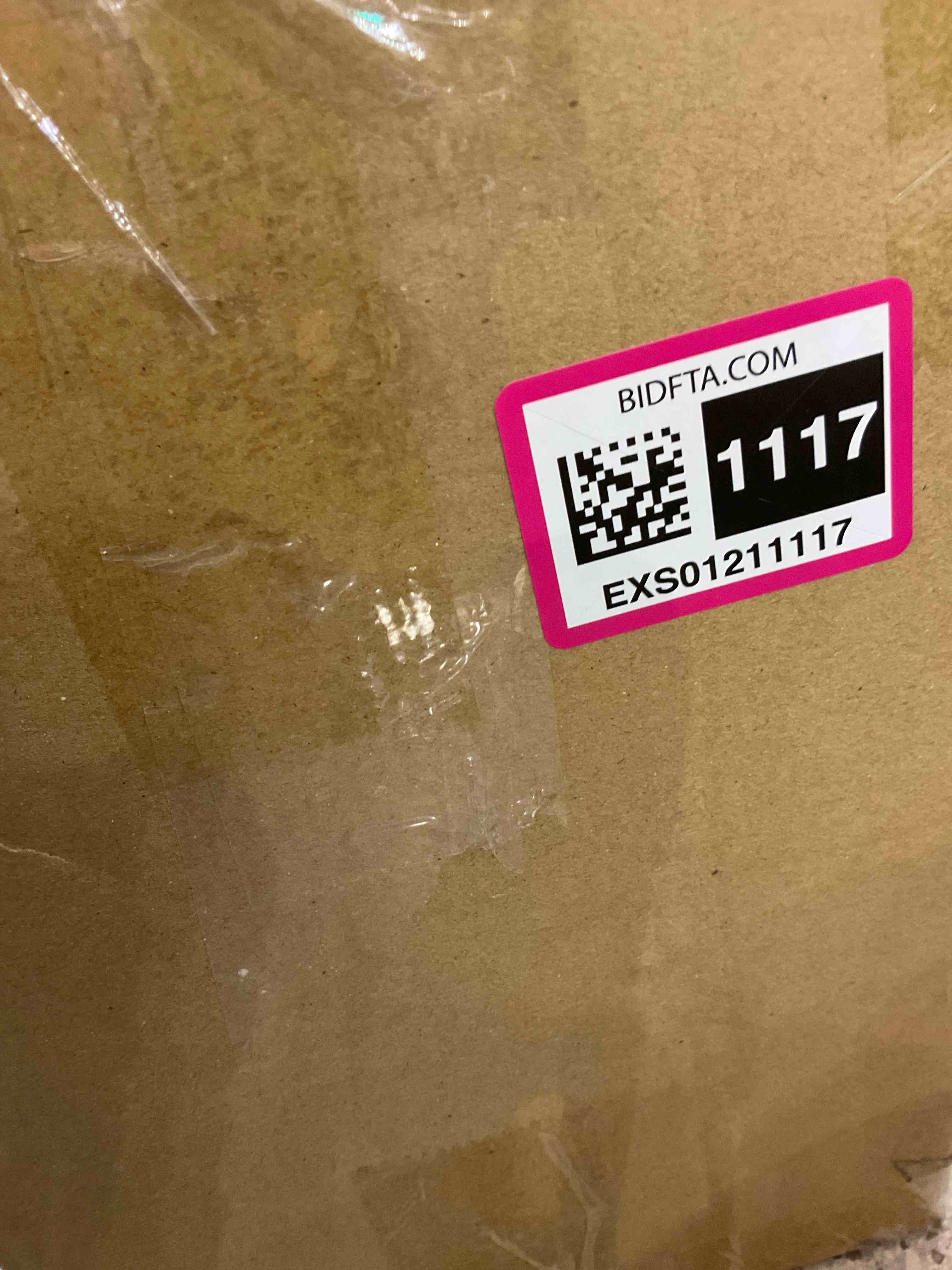 https://s3.amazonaws.com/lotting-images-prod/BargainHunt/EXS01211117_1710434345391.jpeg
