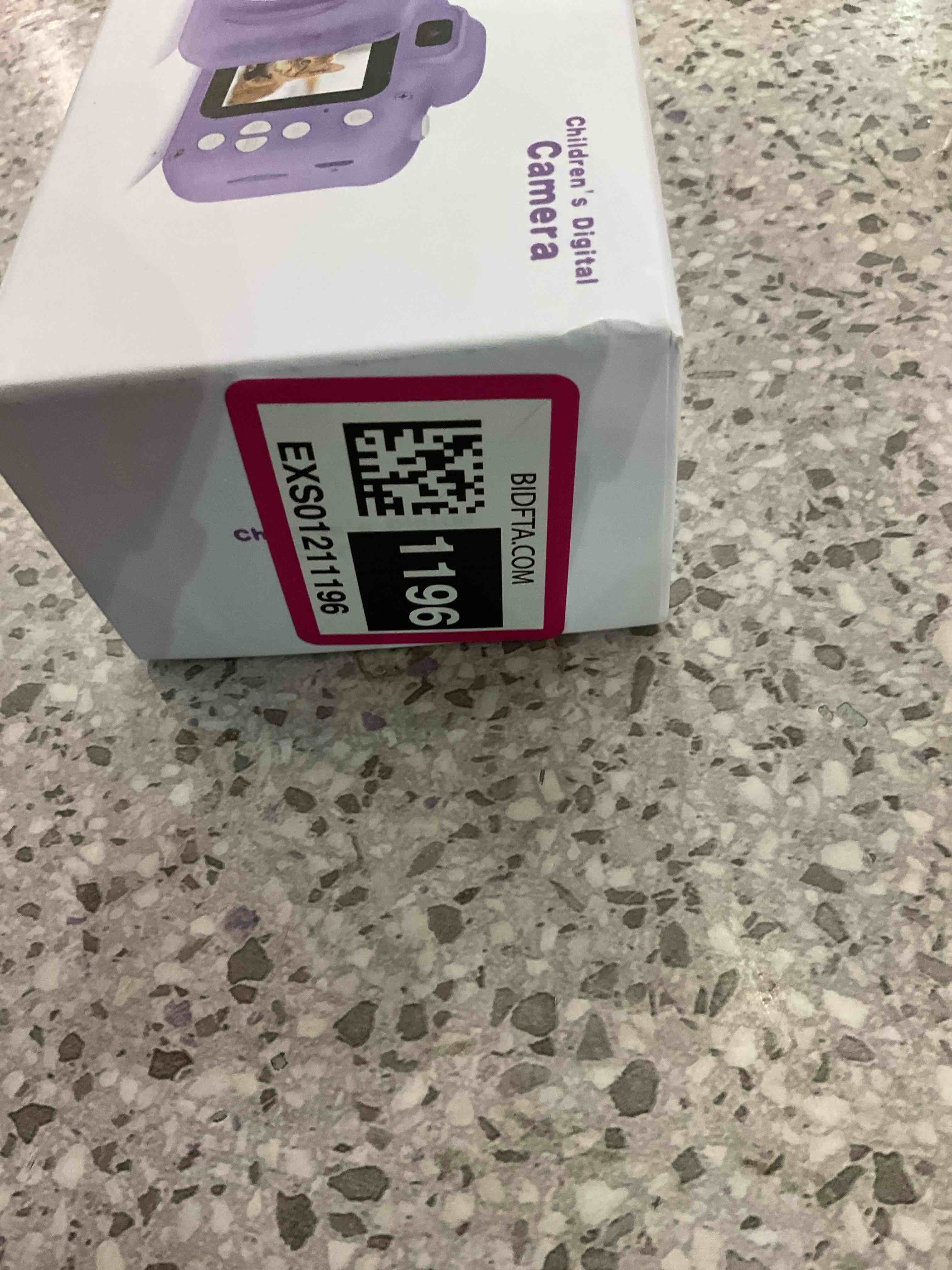 https://s3.amazonaws.com/lotting-images-prod/BargainHunt/EXS01211196_1710514651220.jpeg
