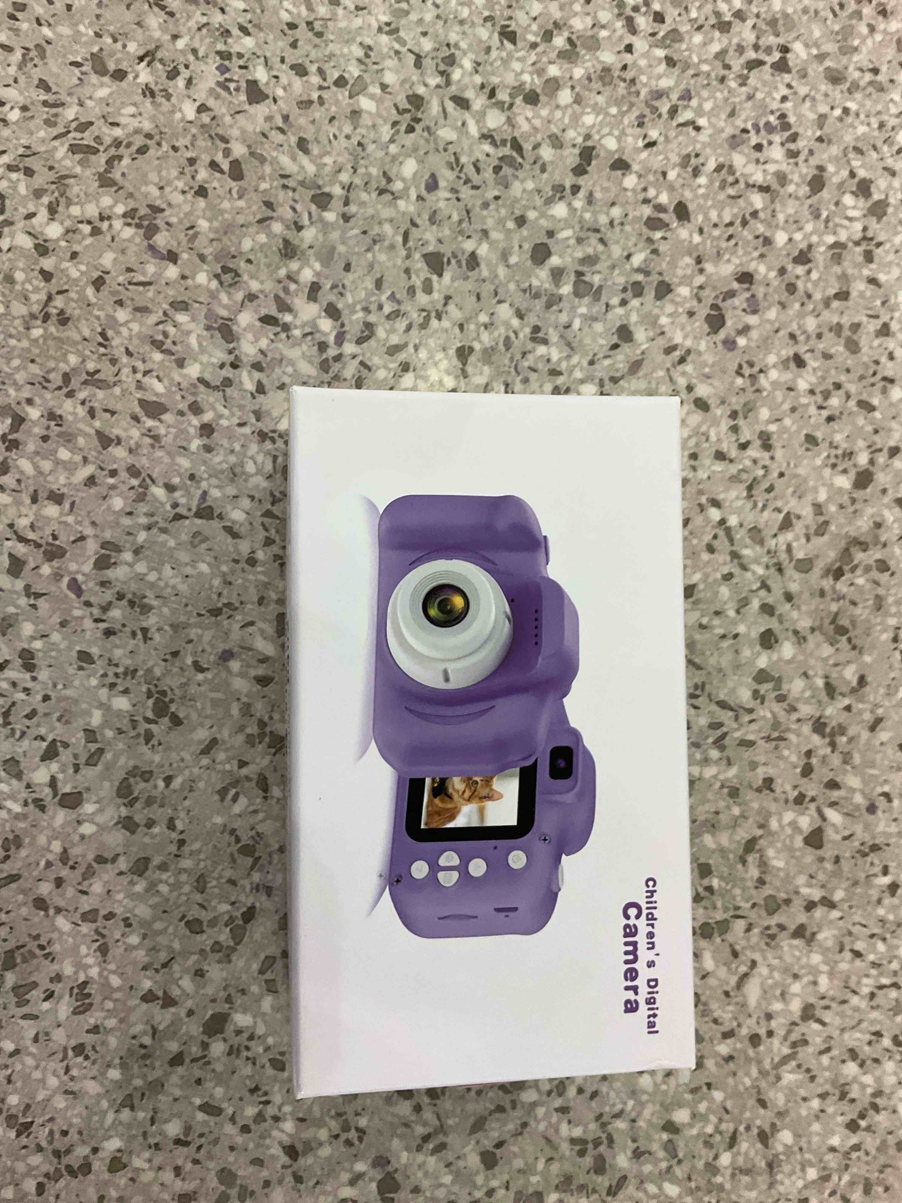 https://s3.amazonaws.com/lotting-images-prod/BargainHunt/EXS01211196_1710514652285.jpeg