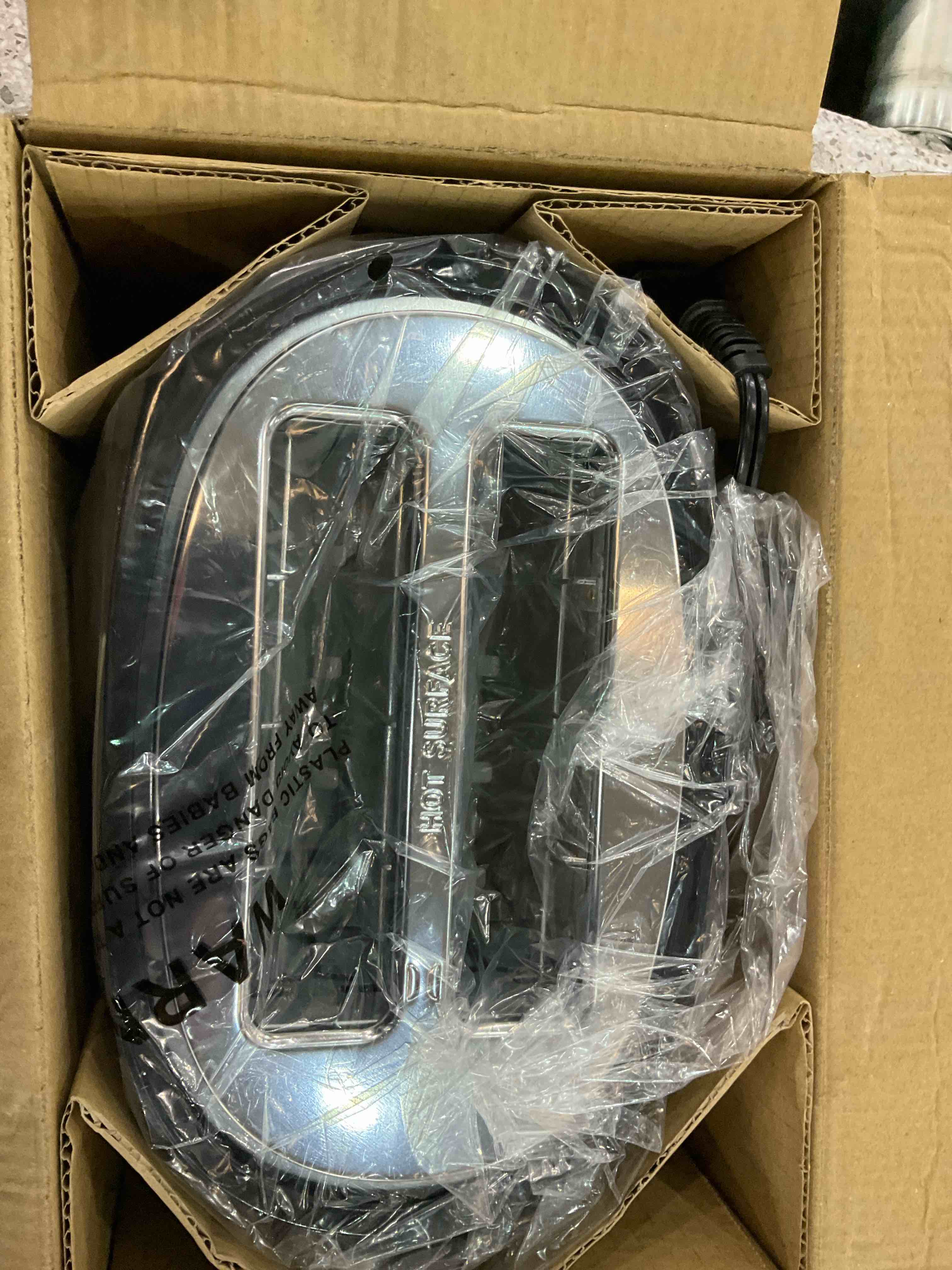 https://s3.amazonaws.com/lotting-images-prod/BargainHunt/EXS01211219_1710521456837.jpeg