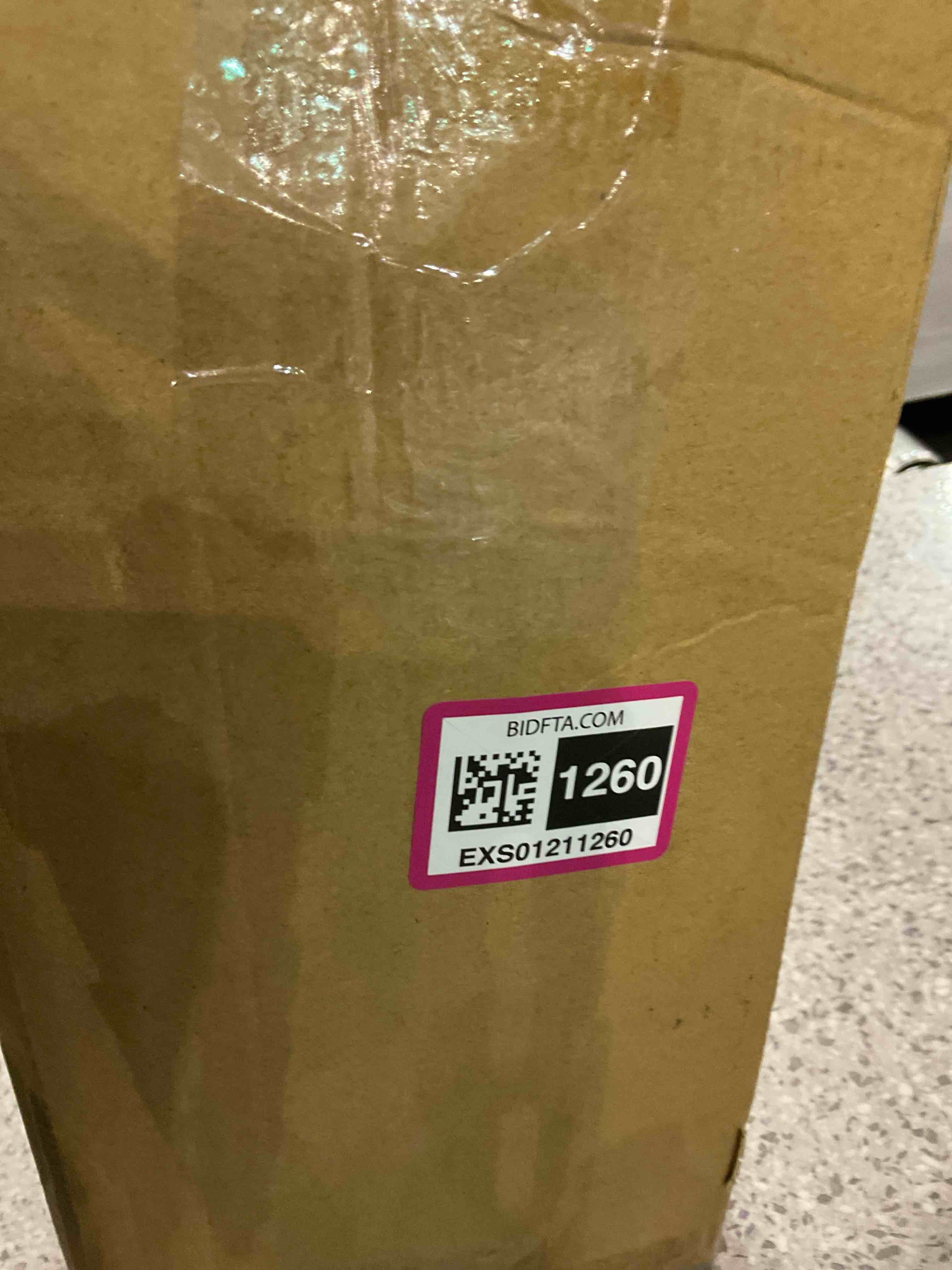 https://s3.amazonaws.com/lotting-images-prod/BargainHunt/EXS01211260_1710762074011.jpeg