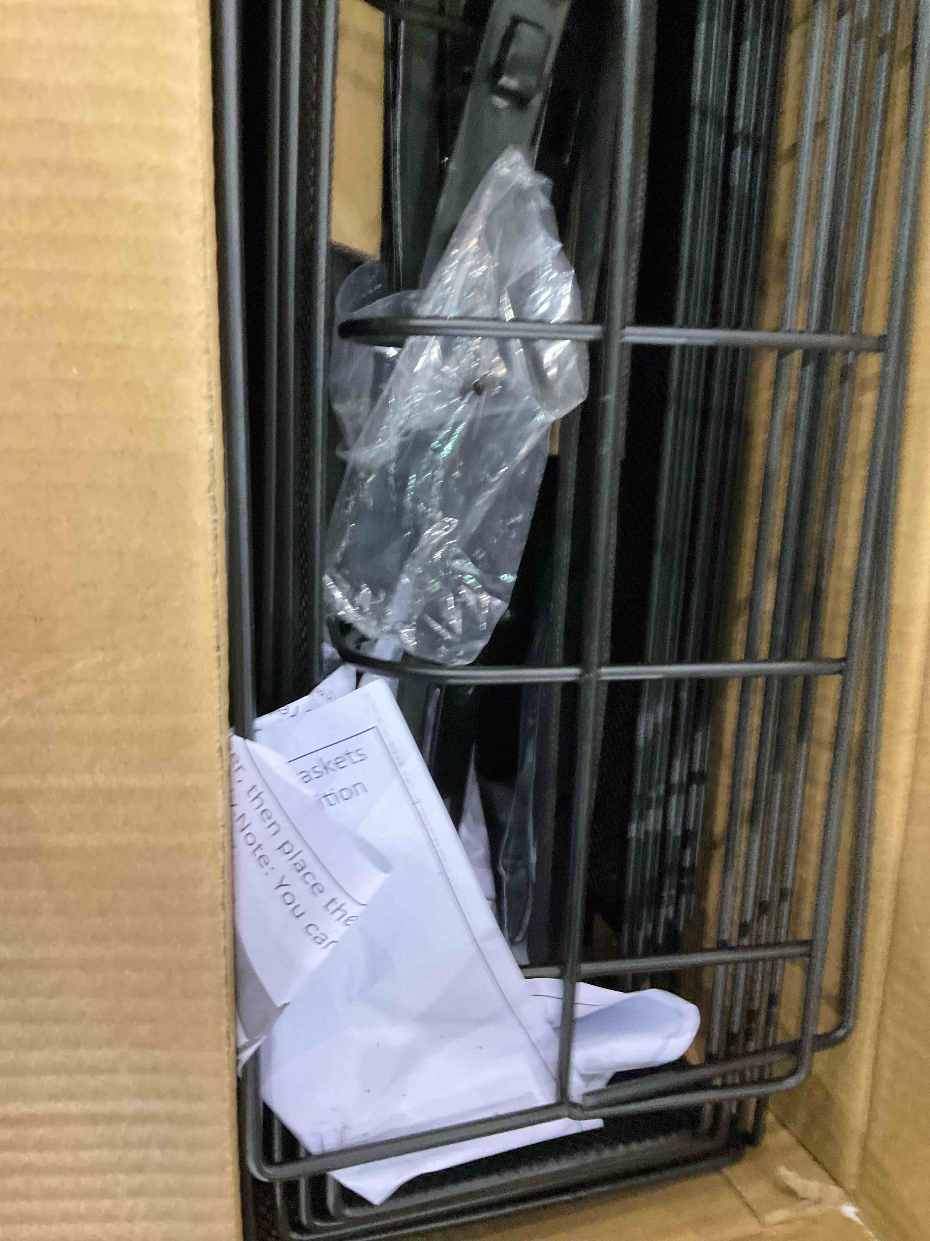 https://s3.amazonaws.com/lotting-images-prod/BargainHunt/EXS01211404_1710934708326.jpeg