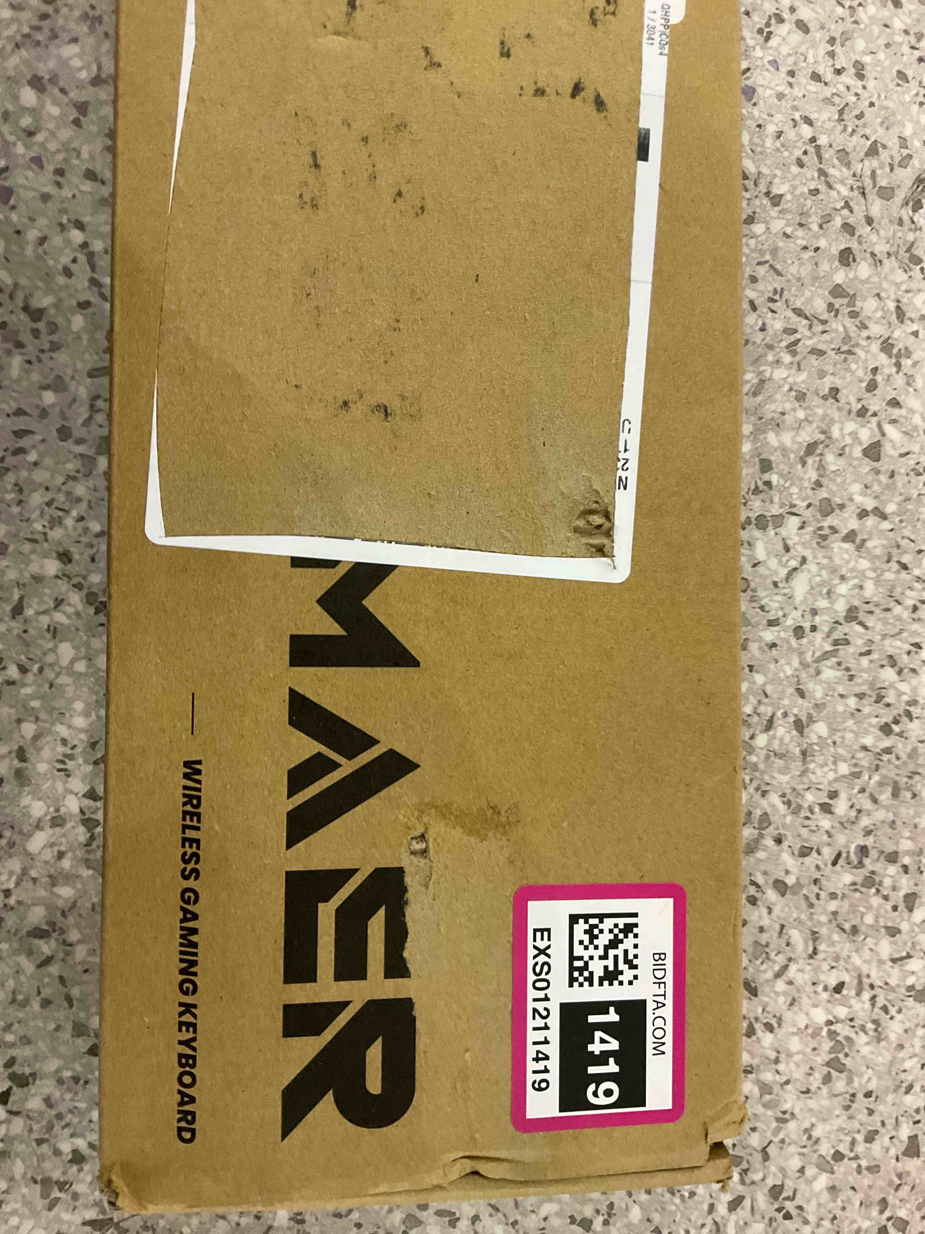 https://s3.amazonaws.com/lotting-images-prod/BargainHunt/EXS01211419_1710937581344.jpeg
