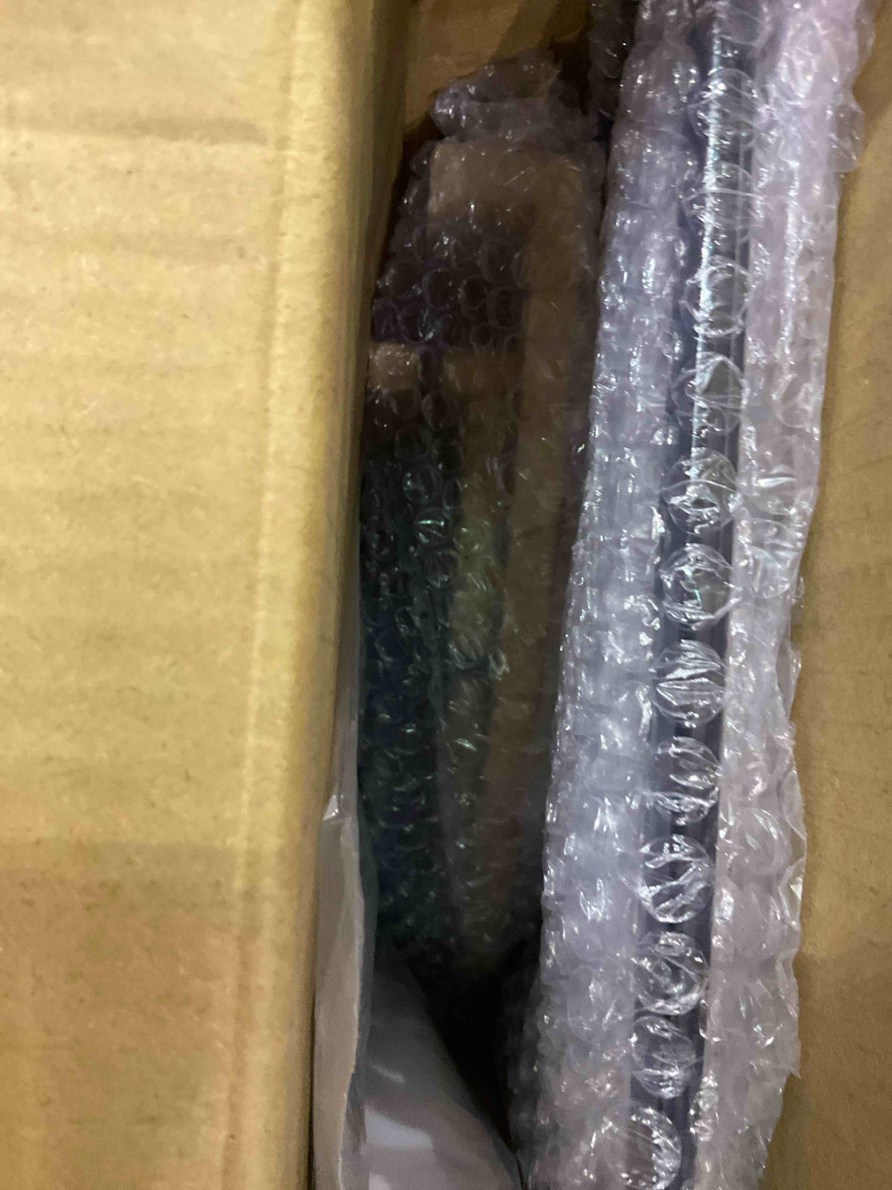 https://s3.amazonaws.com/lotting-images-prod/BargainHunt/EXS01211422_1710938074732.jpeg