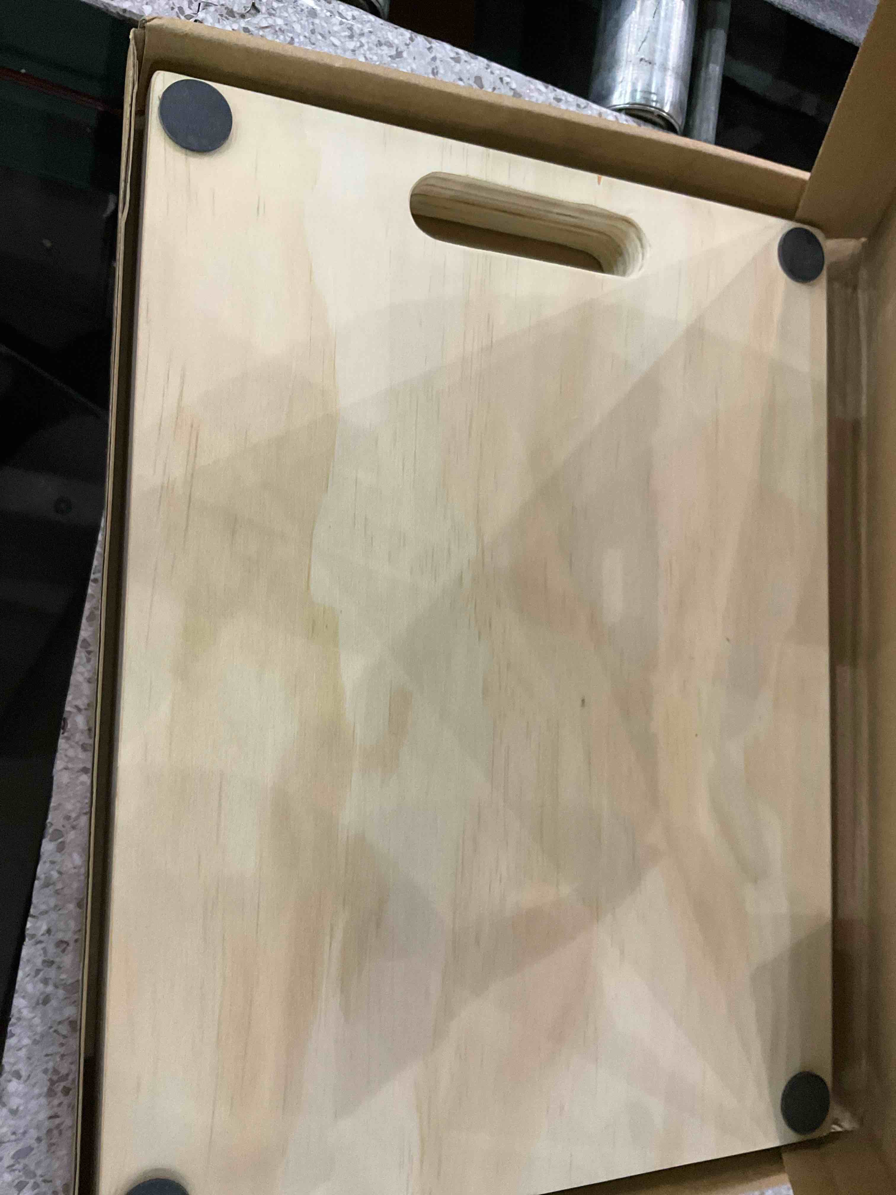 https://s3.amazonaws.com/lotting-images-prod/BargainHunt/EXS01211424_1710938309492.jpeg