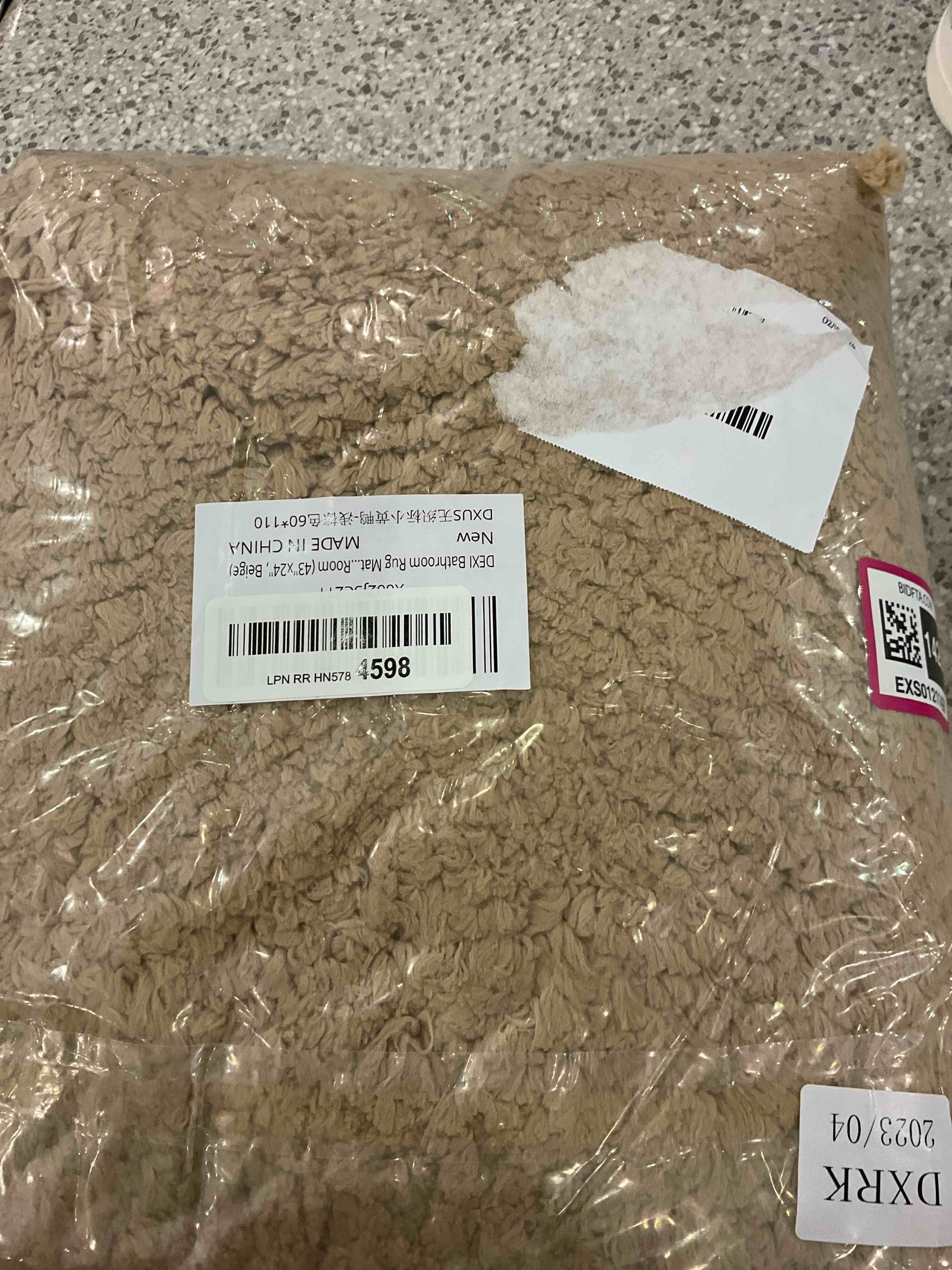 https://s3.amazonaws.com/lotting-images-prod/BargainHunt/EXS01211426_1710938544648.jpeg