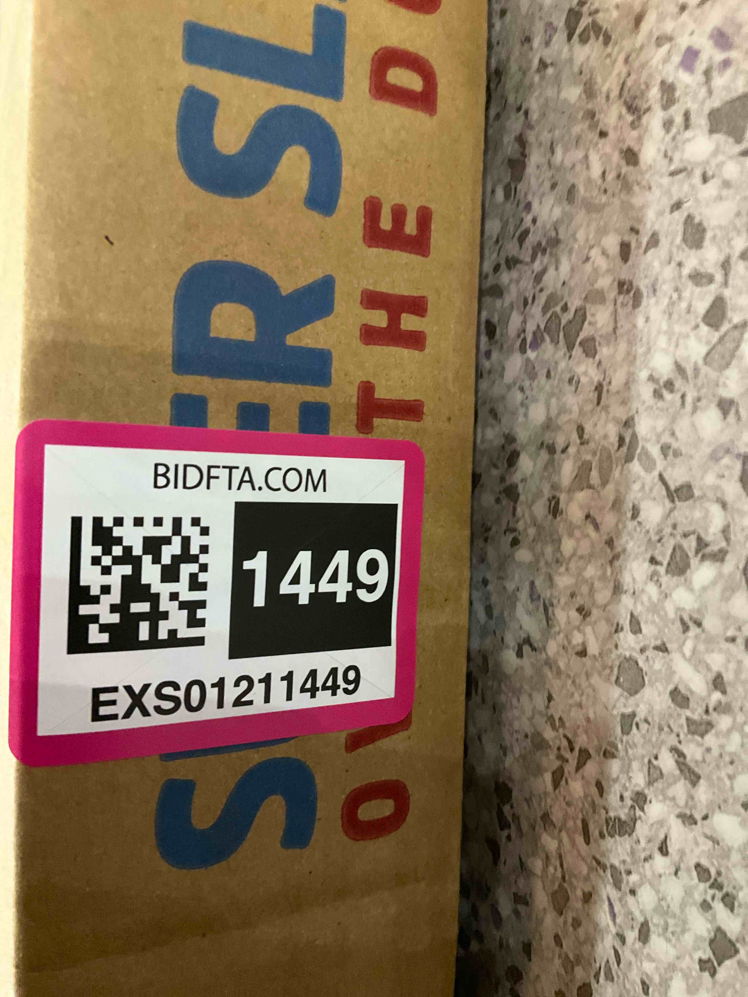 https://s3.amazonaws.com/lotting-images-prod/BargainHunt/EXS01211449_1710946234922.jpeg