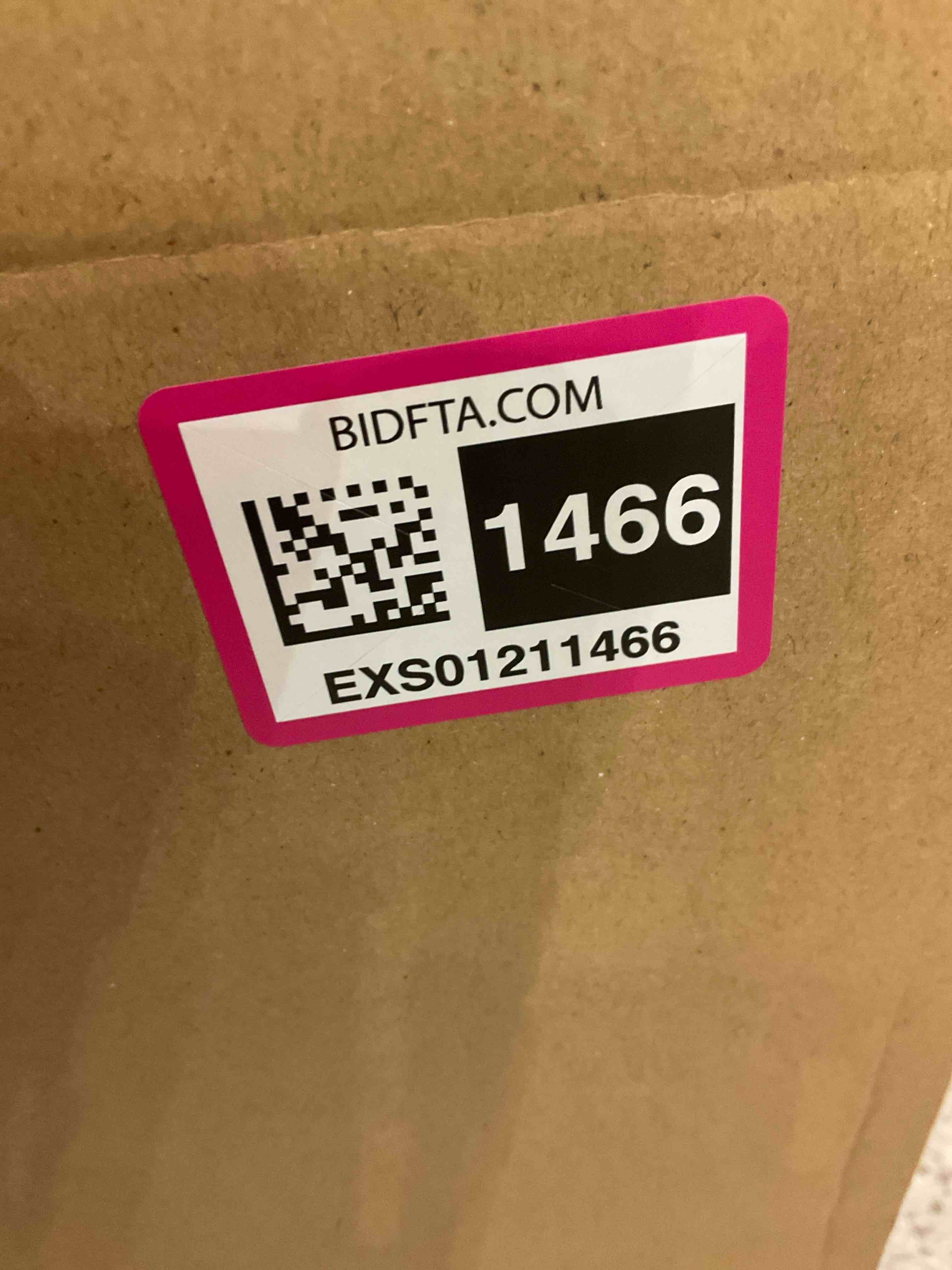 https://s3.amazonaws.com/lotting-images-prod/BargainHunt/EXS01211466_1710949778132.jpeg