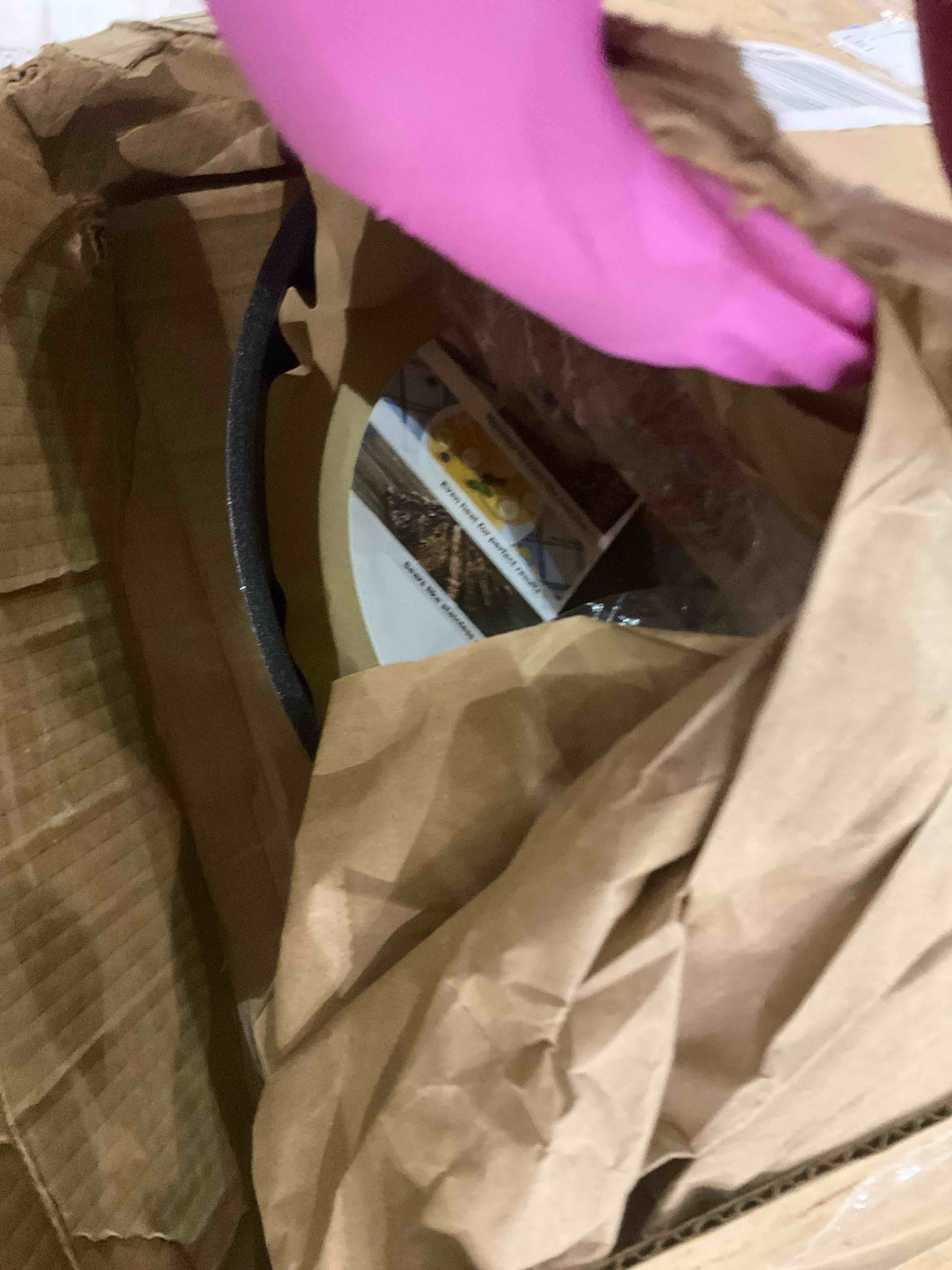 https://s3.amazonaws.com/lotting-images-prod/BargainHunt/EXS01211945_1710934206787.jpeg